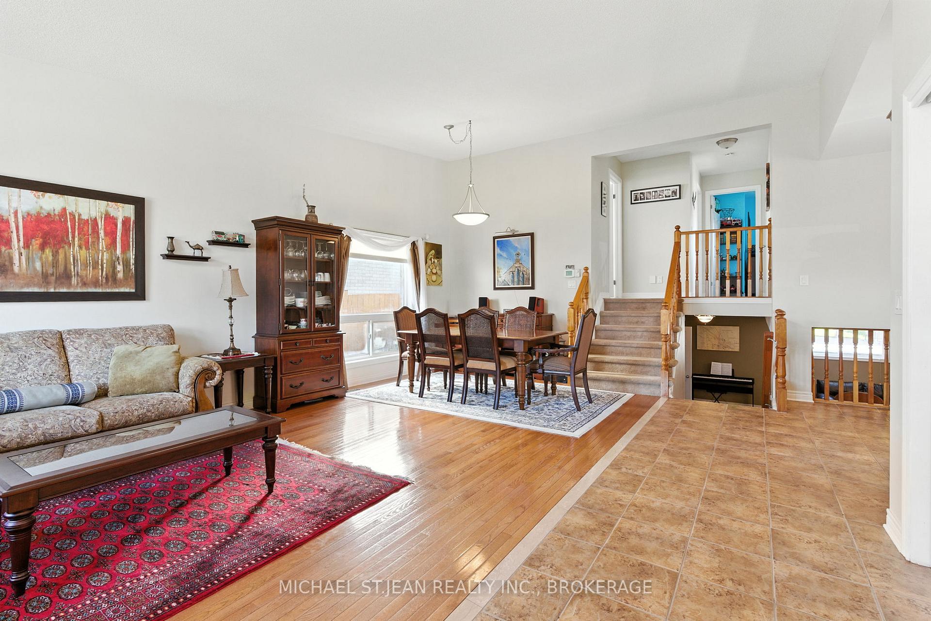 Photo 9 of 320 Winterberry Boulevard, Thorold, Confederation Heights — HOMEH