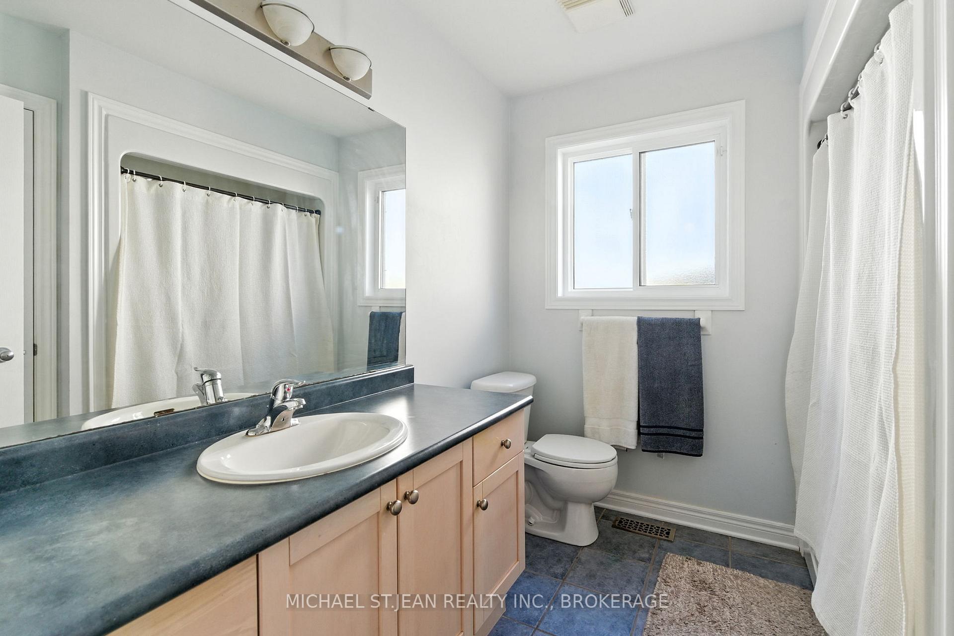 Photo 19 of 320 Winterberry Boulevard, Thorold, Confederation Heights — HOMEH