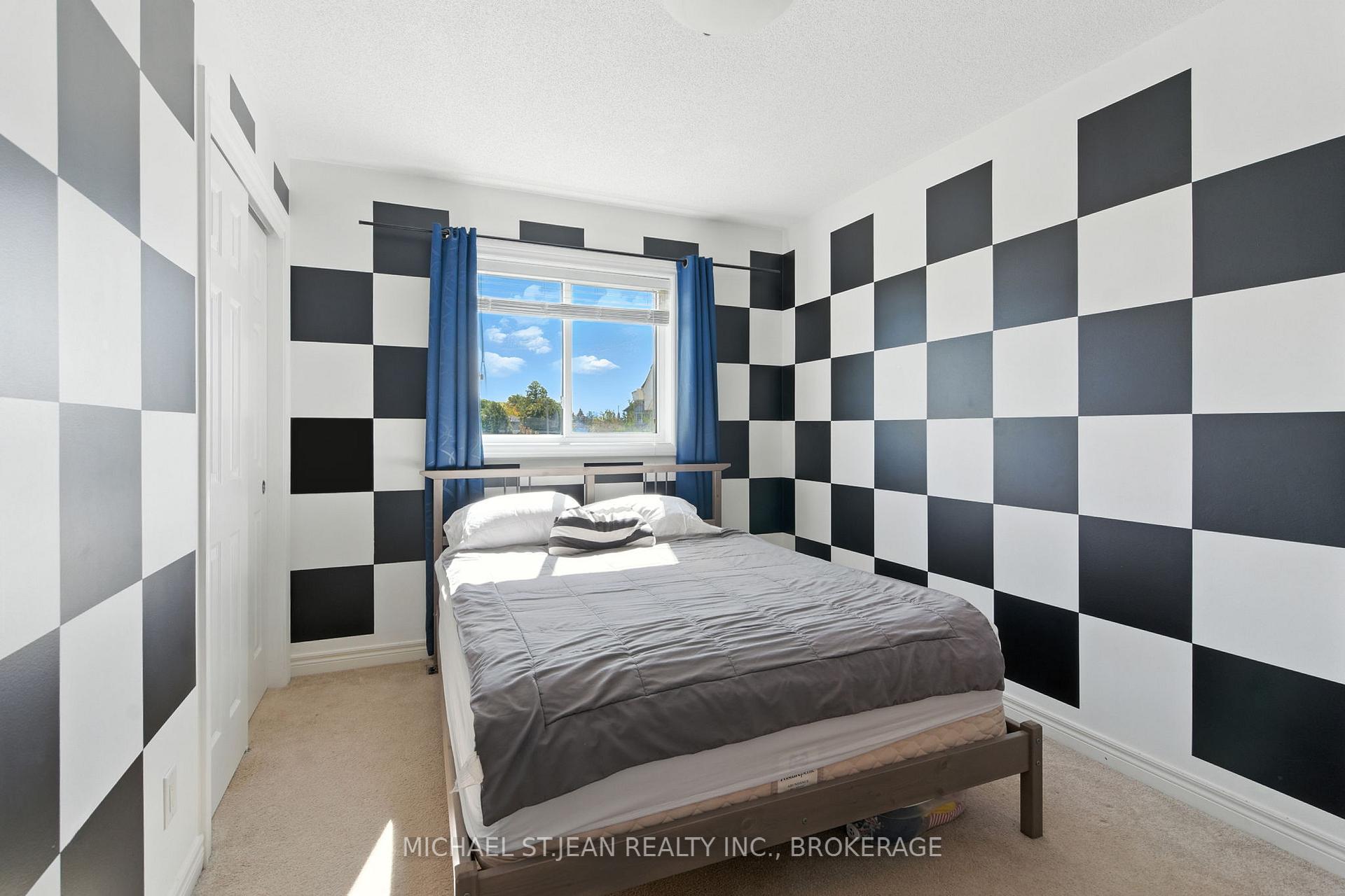 Photo 20 of 320 Winterberry Boulevard, Thorold, Confederation Heights — HOMEH