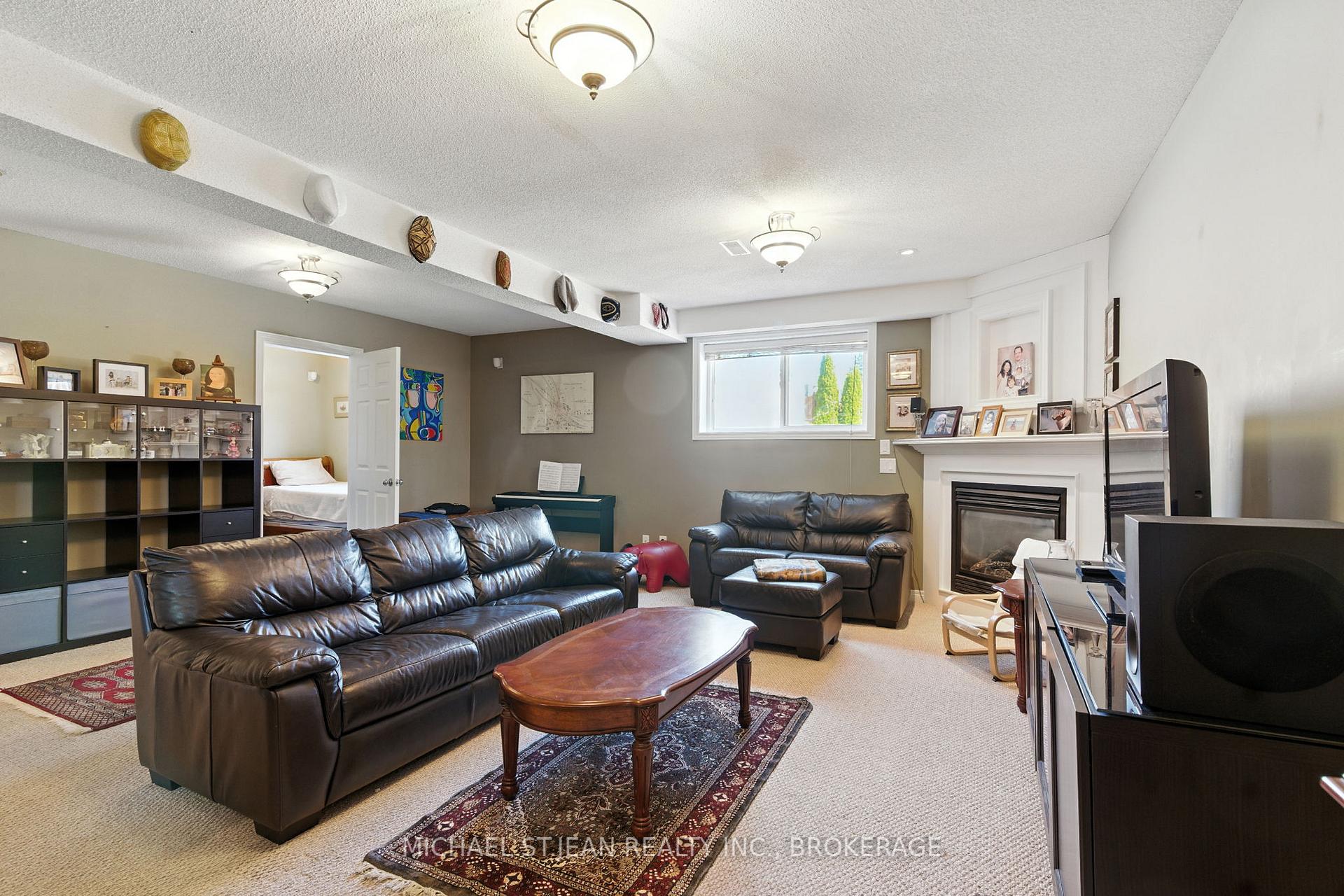 Photo 25 of 320 Winterberry Boulevard, Thorold, Confederation Heights — HOMEH
