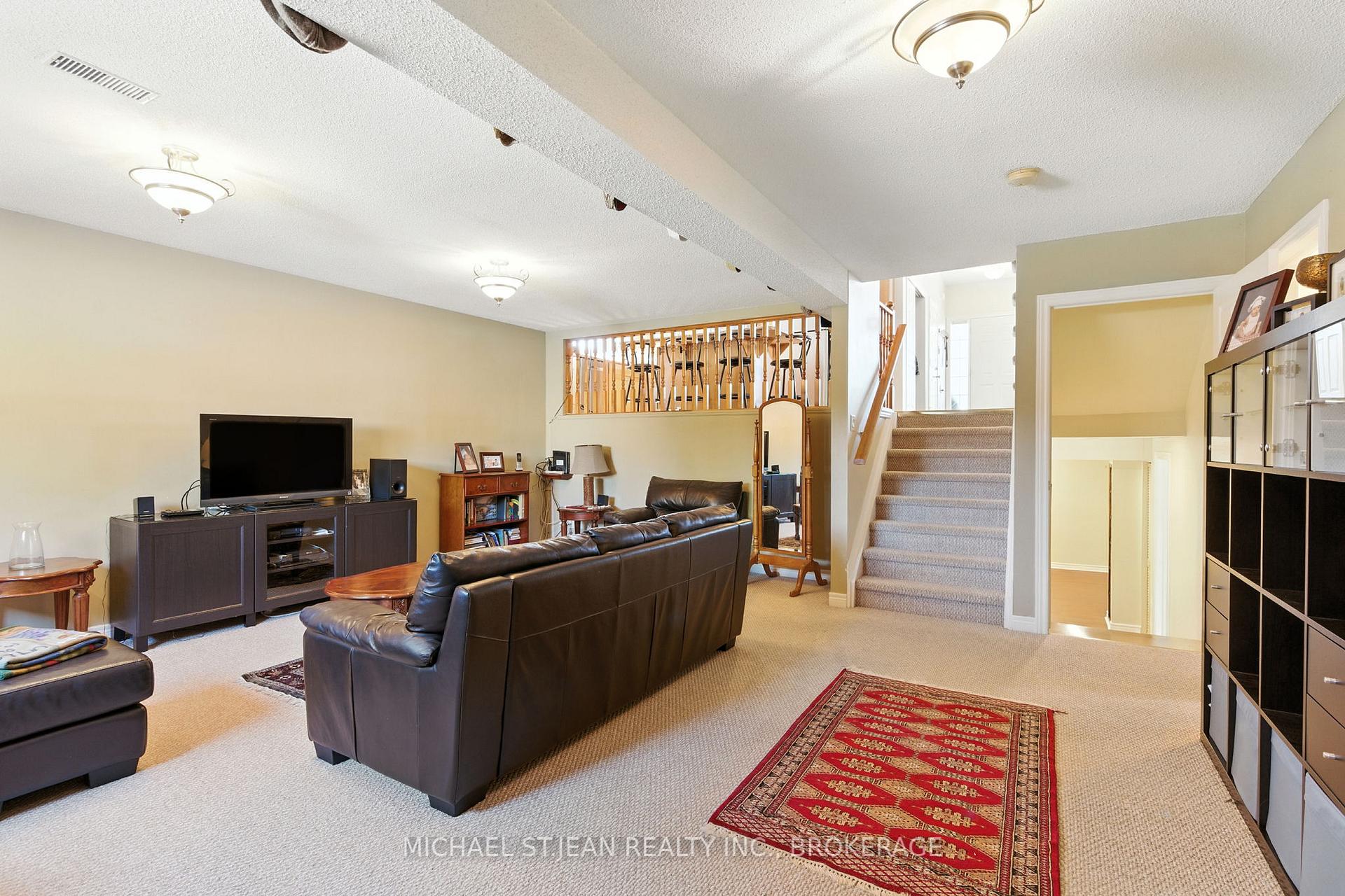 Photo 28 of 320 Winterberry Boulevard, Thorold, Confederation Heights — HOMEH