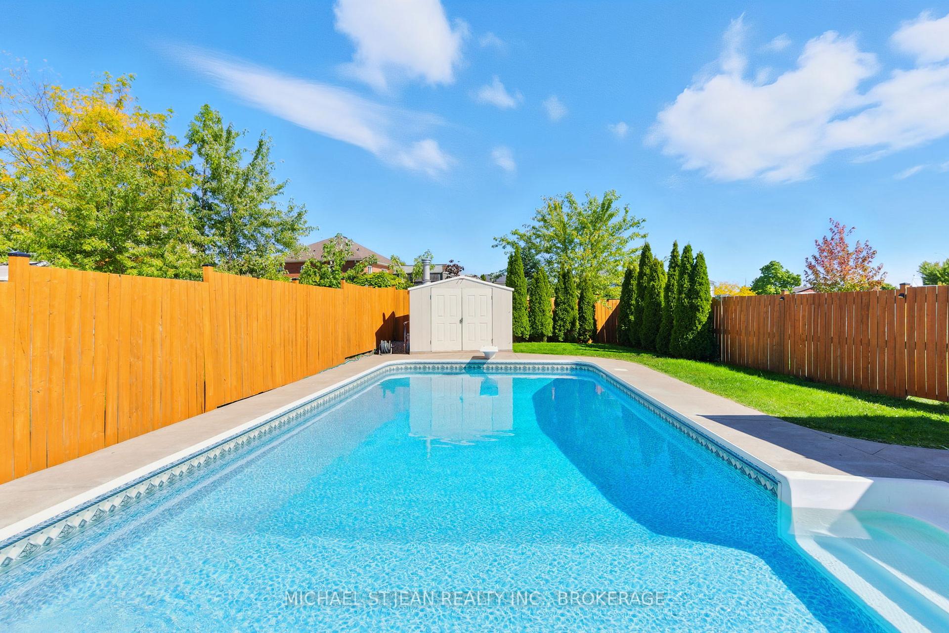 Photo 37 of 320 Winterberry Boulevard, Thorold, Confederation Heights — HOMEH