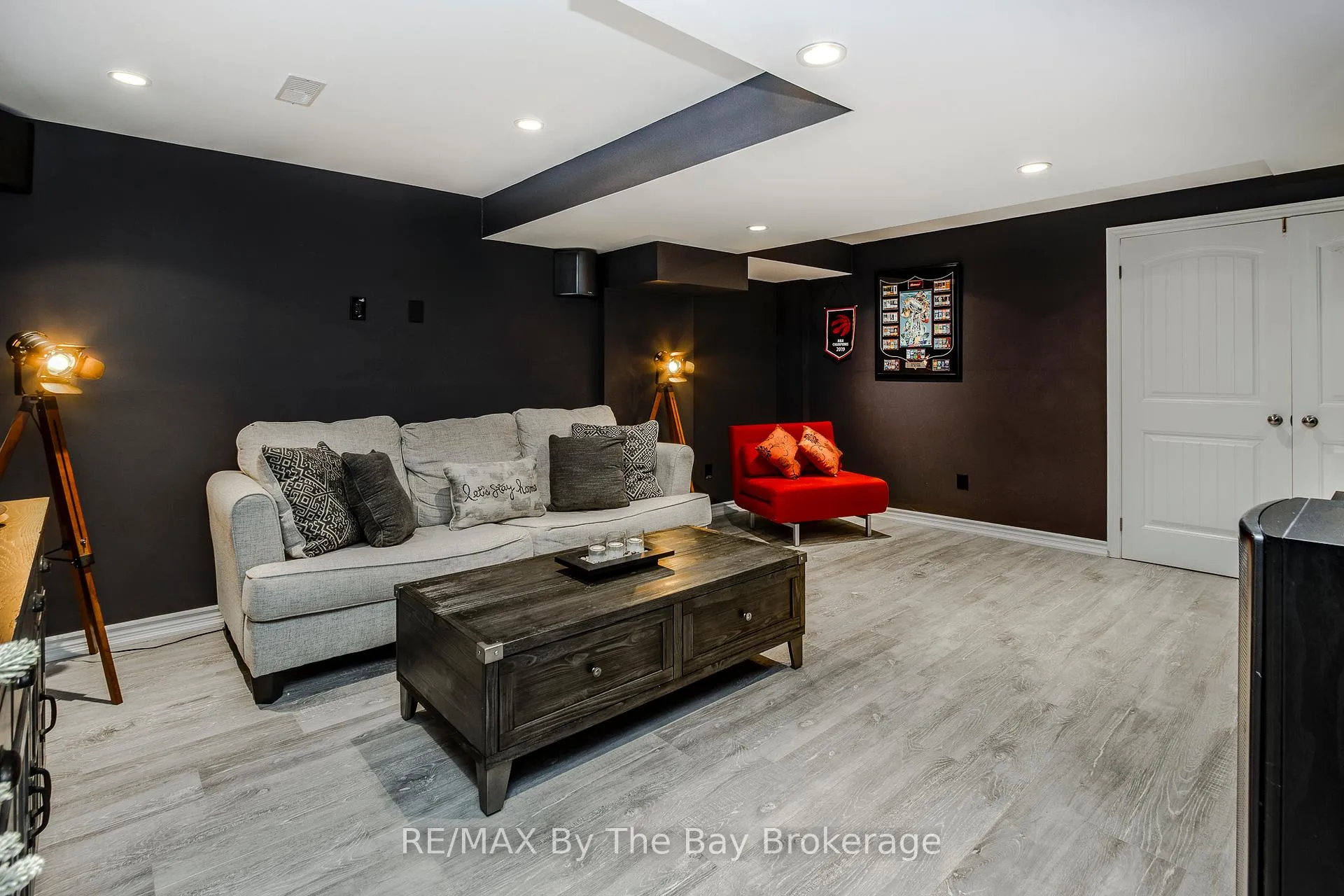Photo 12 of 60 Providence Way, Wasaga Beach — HOMEH
