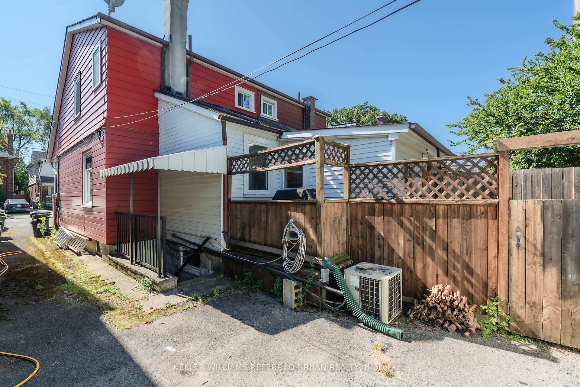 Photo 44 of 678 Sammon Avenue, Toronto, Danforth Village-East York — HOMEH