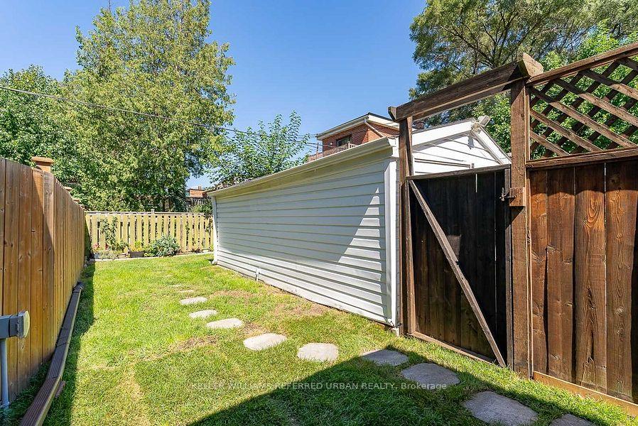 Photo 47 of 678 Sammon Avenue, Toronto, Danforth Village-East York — HOMEH
