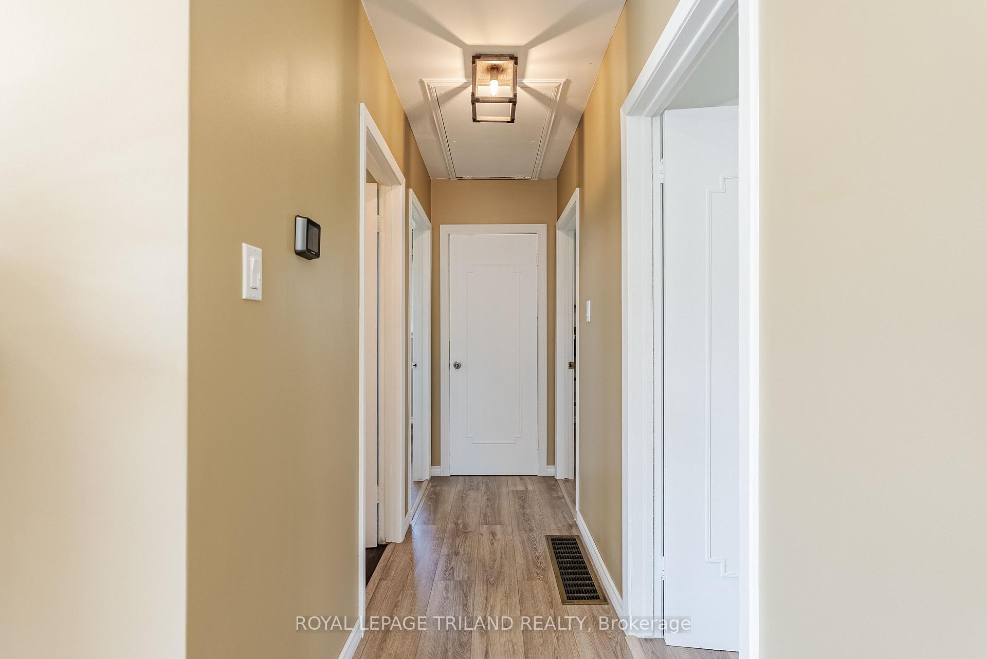 Photo 12 of 172 Ross Avenue, Thames Centre, Dorchester — HOMEH