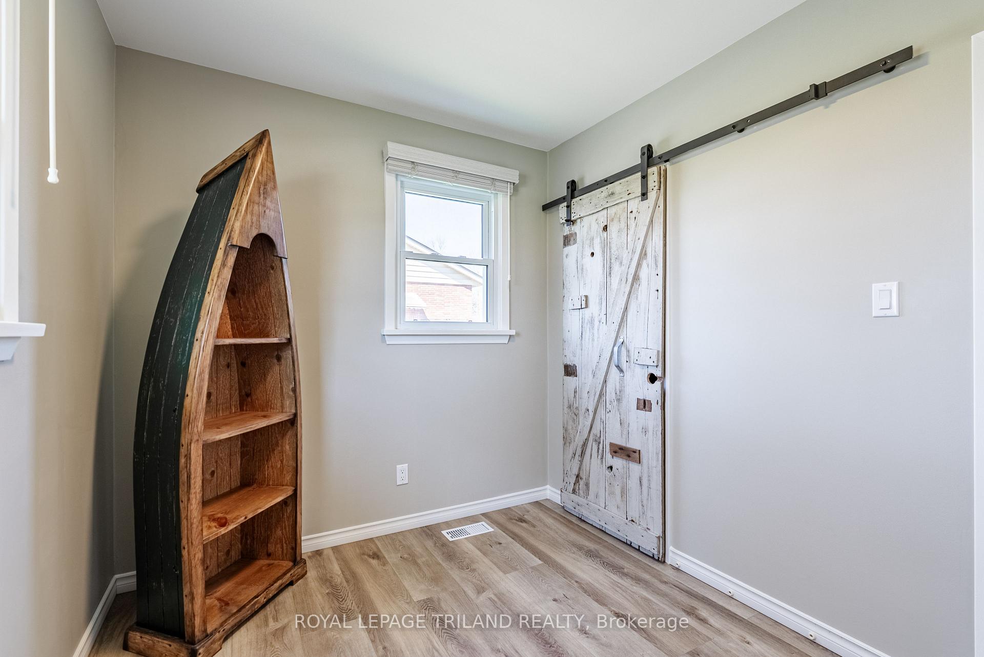 Photo 16 of 172 Ross Avenue, Thames Centre, Dorchester — HOMEH