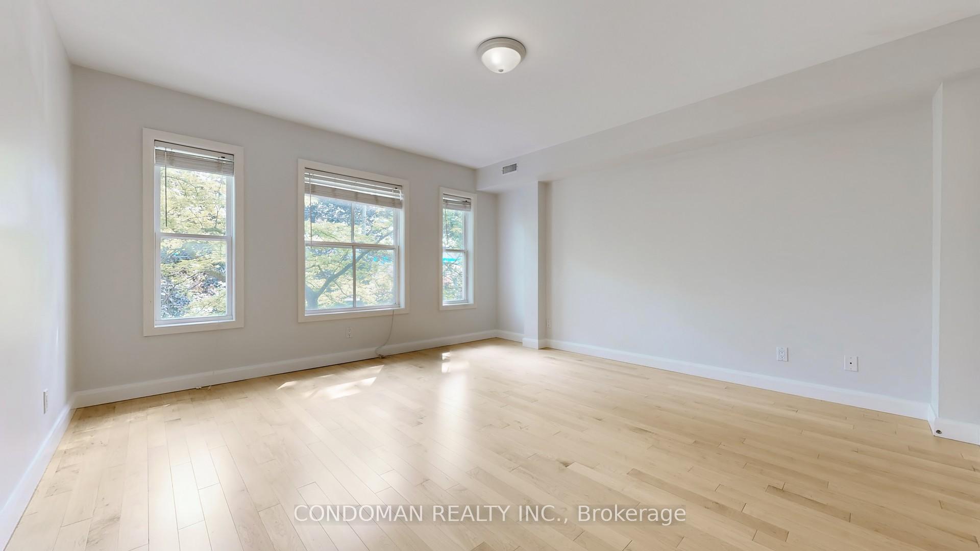 Photo 13 of 32 De Grassi Street, Toronto, South Riverdale — HOMEH