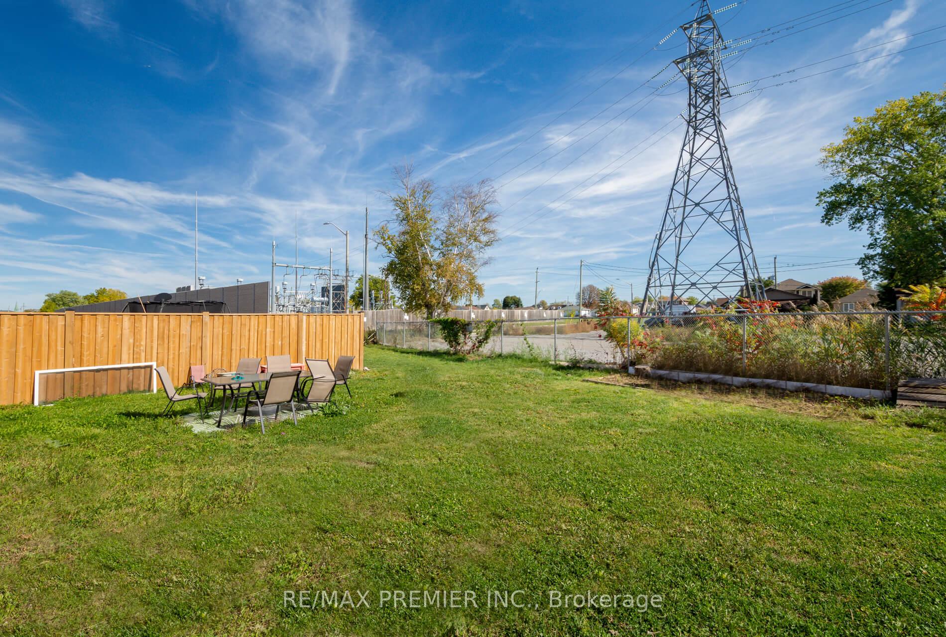 Photo 37 of 90 Palace Street, Thorold, Thorold Downtown — HOMEH