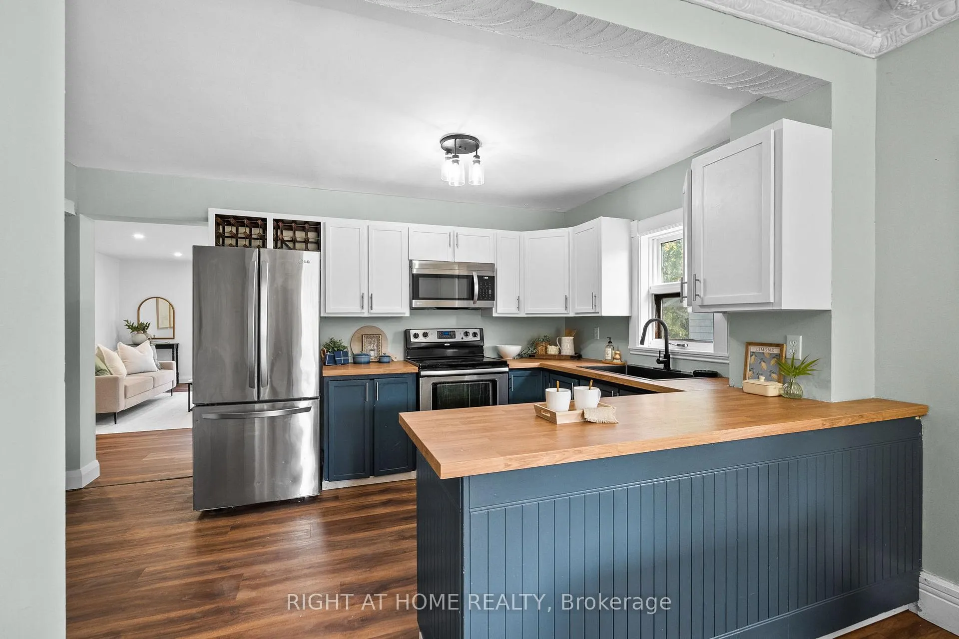 Photo 11 of 94 Main Street, North Dundas, North Dundas (Winchester) Twp — HOMEH