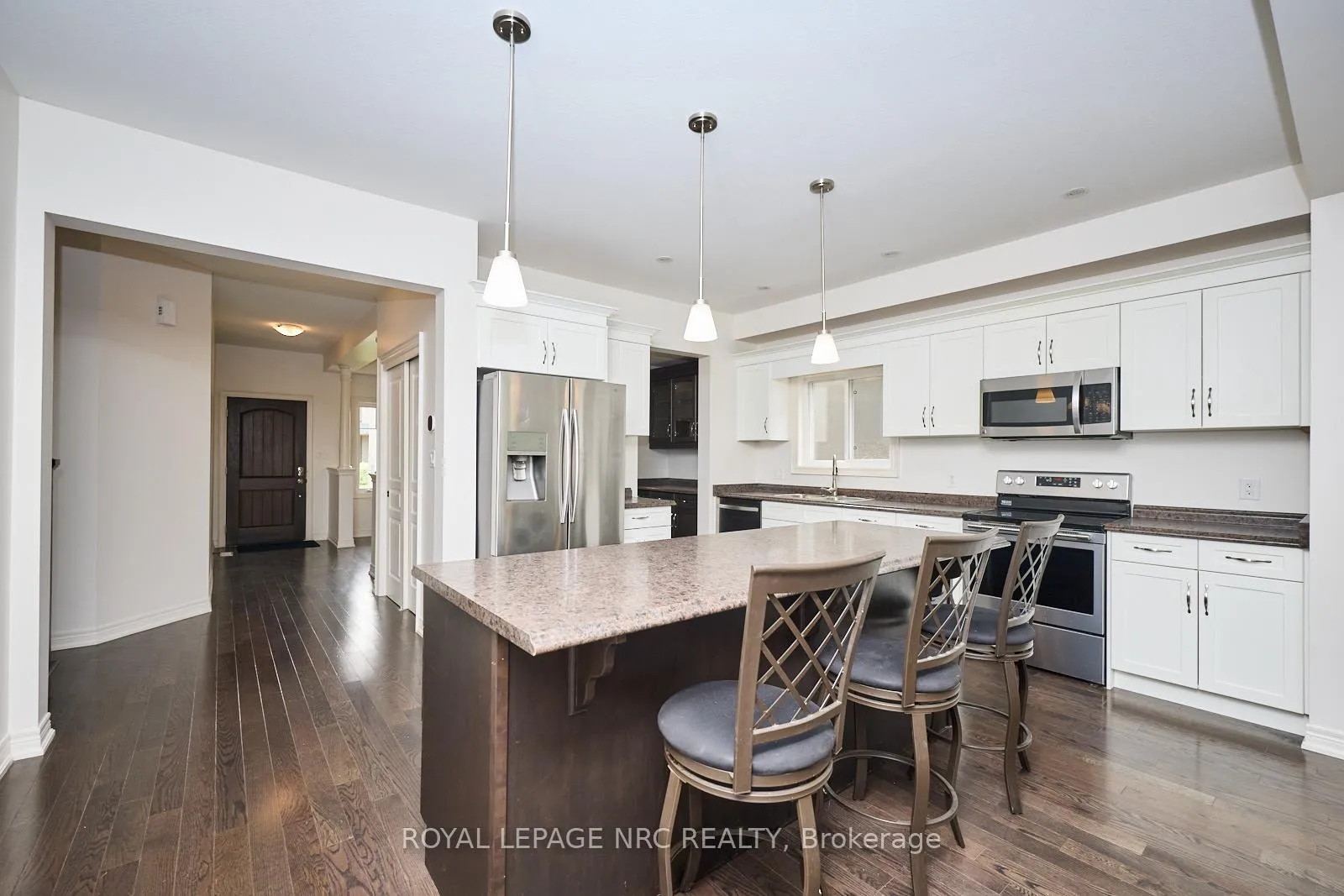 Photo 10 of 143 Tuliptree Road, Thorold, Confederation Heights — HOMEH