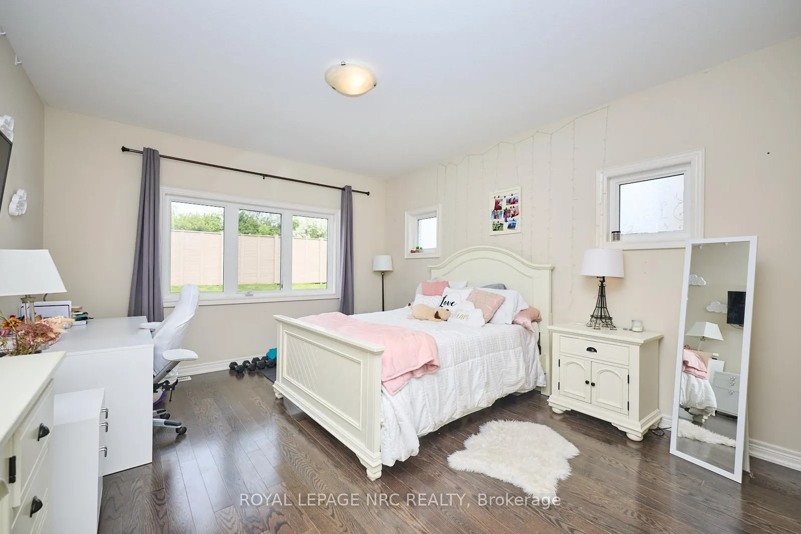 Photo 16 of 143 Tuliptree Road, Thorold, Confederation Heights — HOMEH