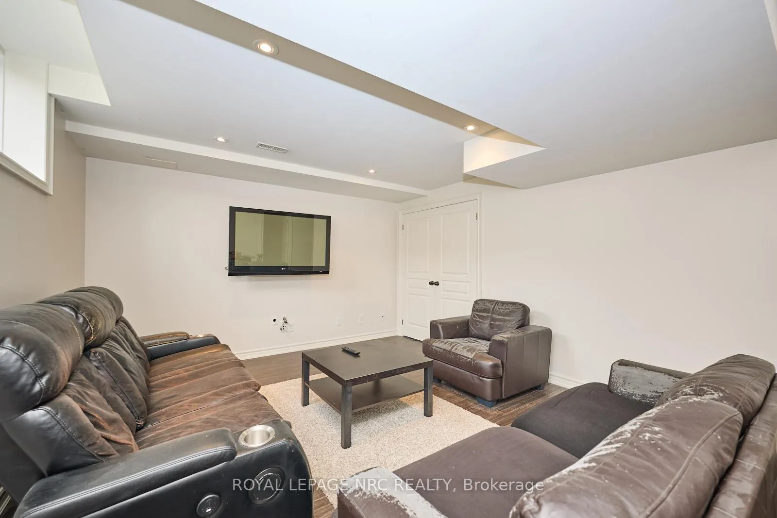Photo 33 of 143 Tuliptree Road, Thorold, Confederation Heights — HOMEH