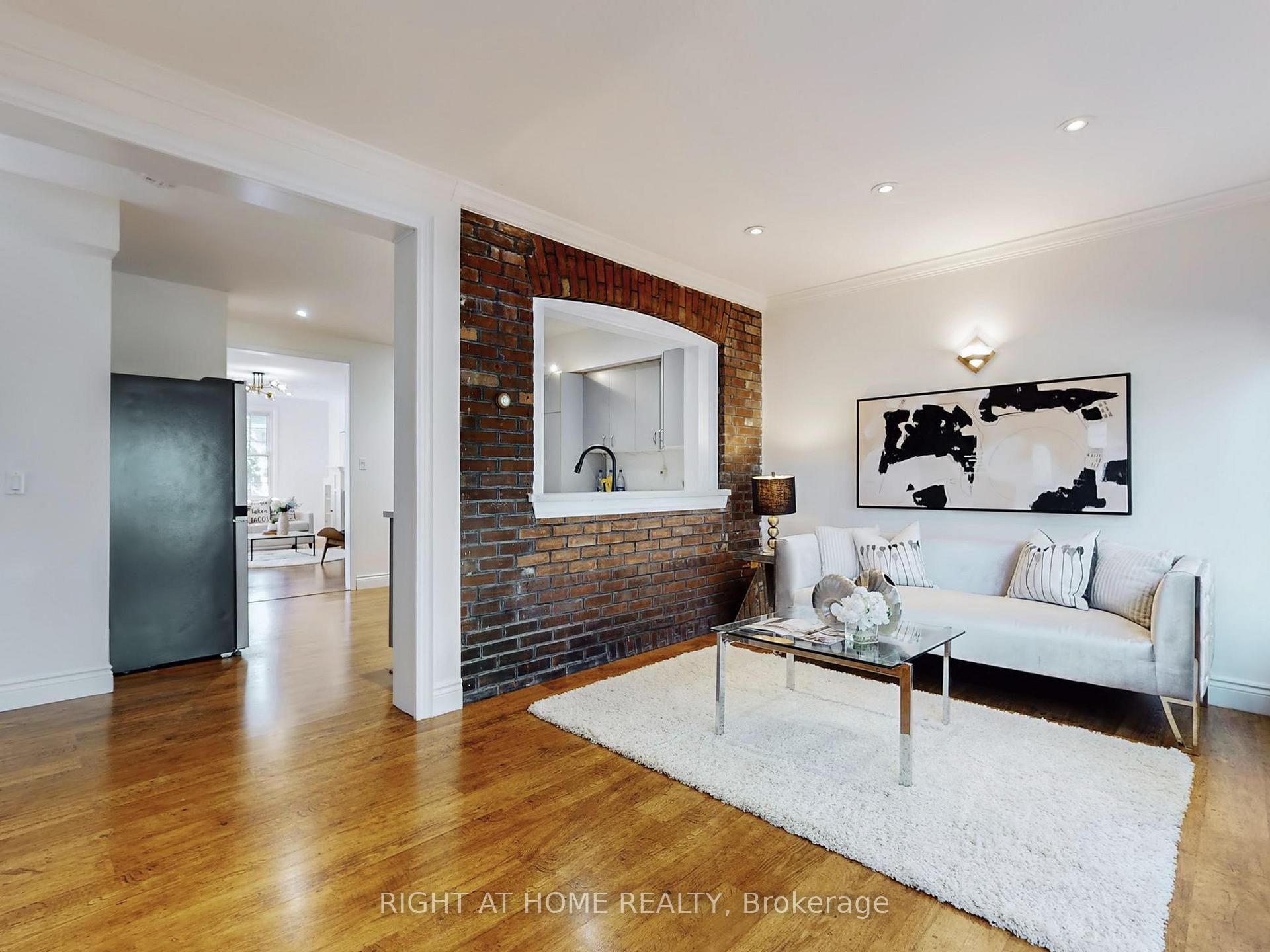 Photo 12 of 12 Westbrook Avenue, Toronto, Woodbine-Lumsden — HOMEH