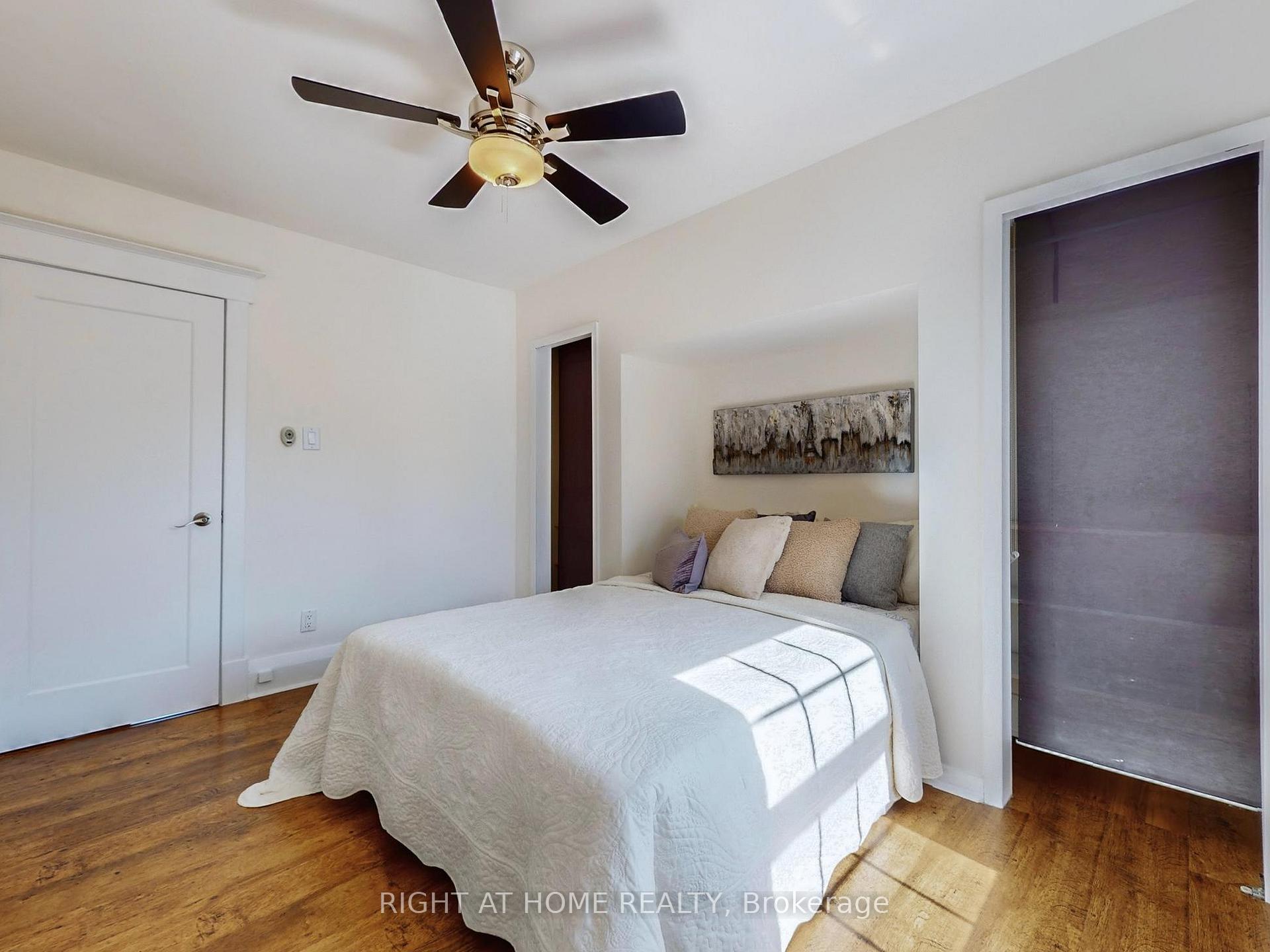 Photo 25 of 12 Westbrook Avenue, Toronto, Woodbine-Lumsden — HOMEH