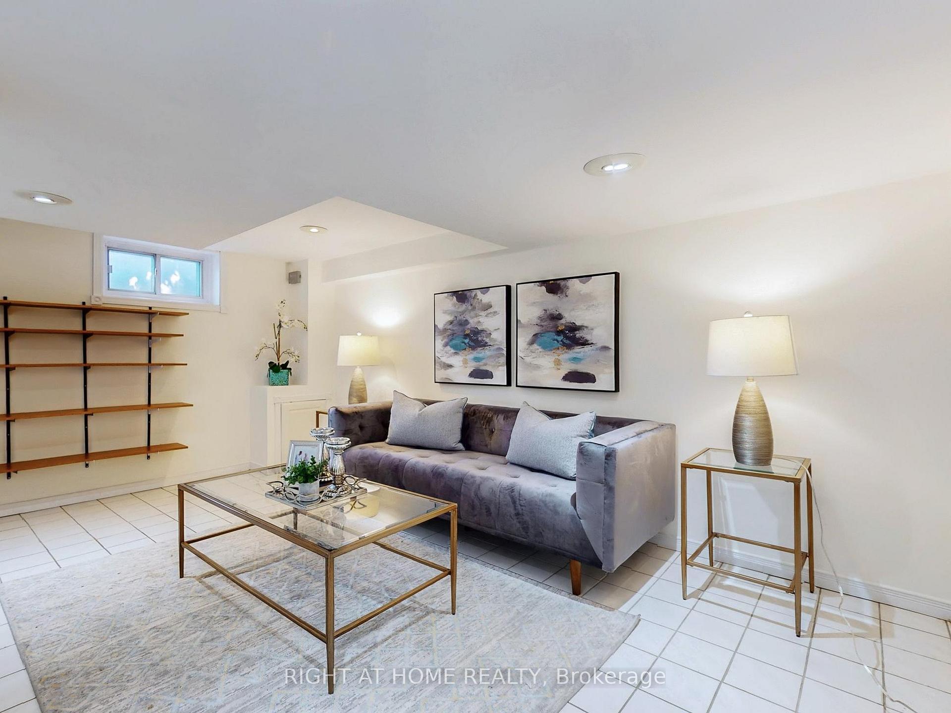 Photo 31 of 12 Westbrook Avenue, Toronto, Woodbine-Lumsden — HOMEH