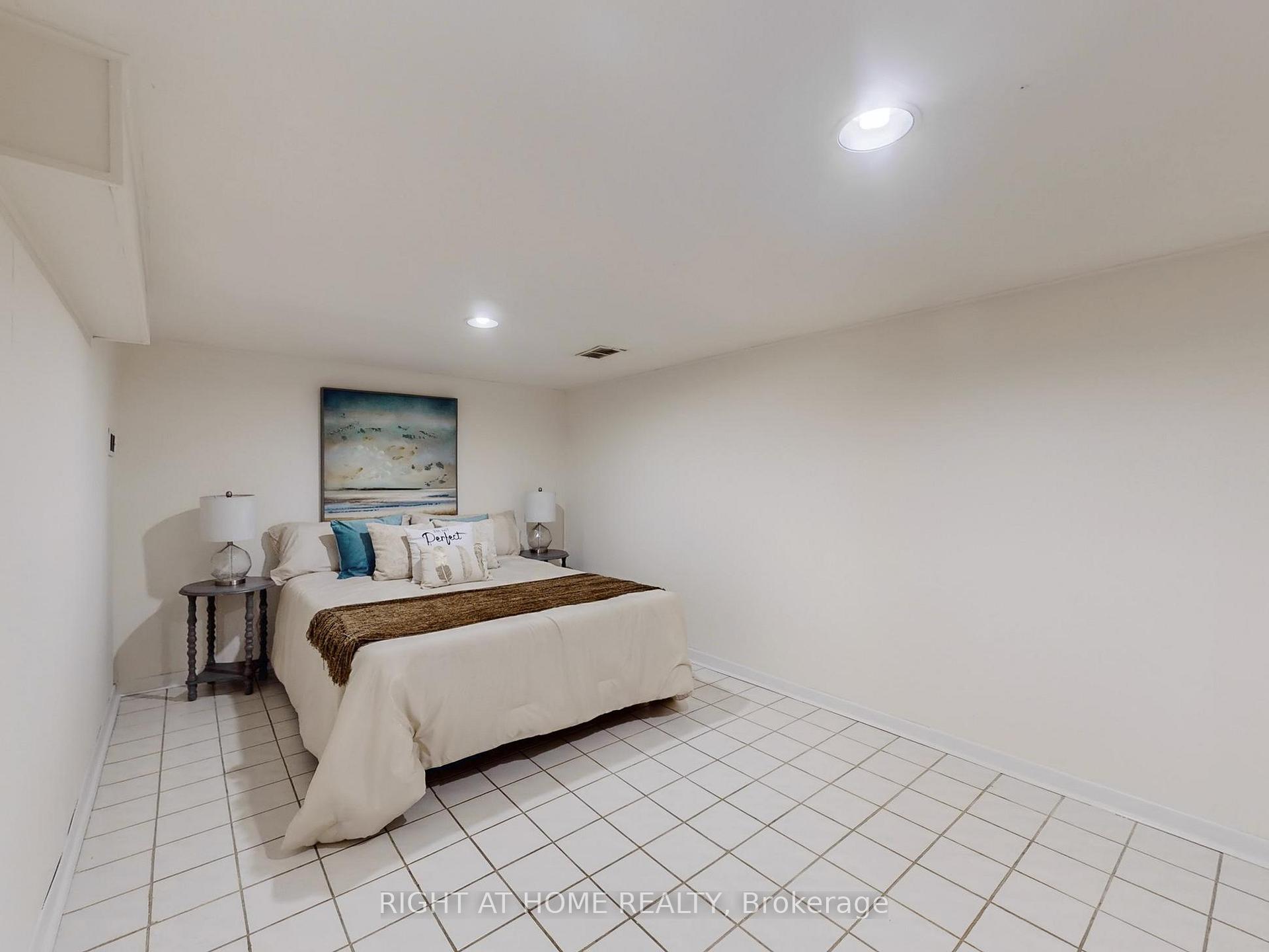 Photo 35 of 12 Westbrook Avenue, Toronto, Woodbine-Lumsden — HOMEH
