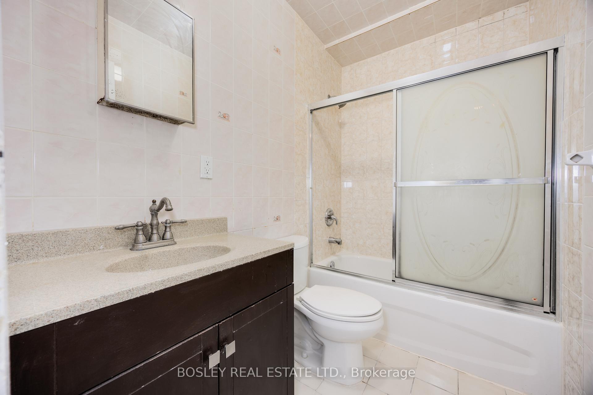 Photo 21 of 263 Leslie Street, Toronto, South Riverdale — HOMEH