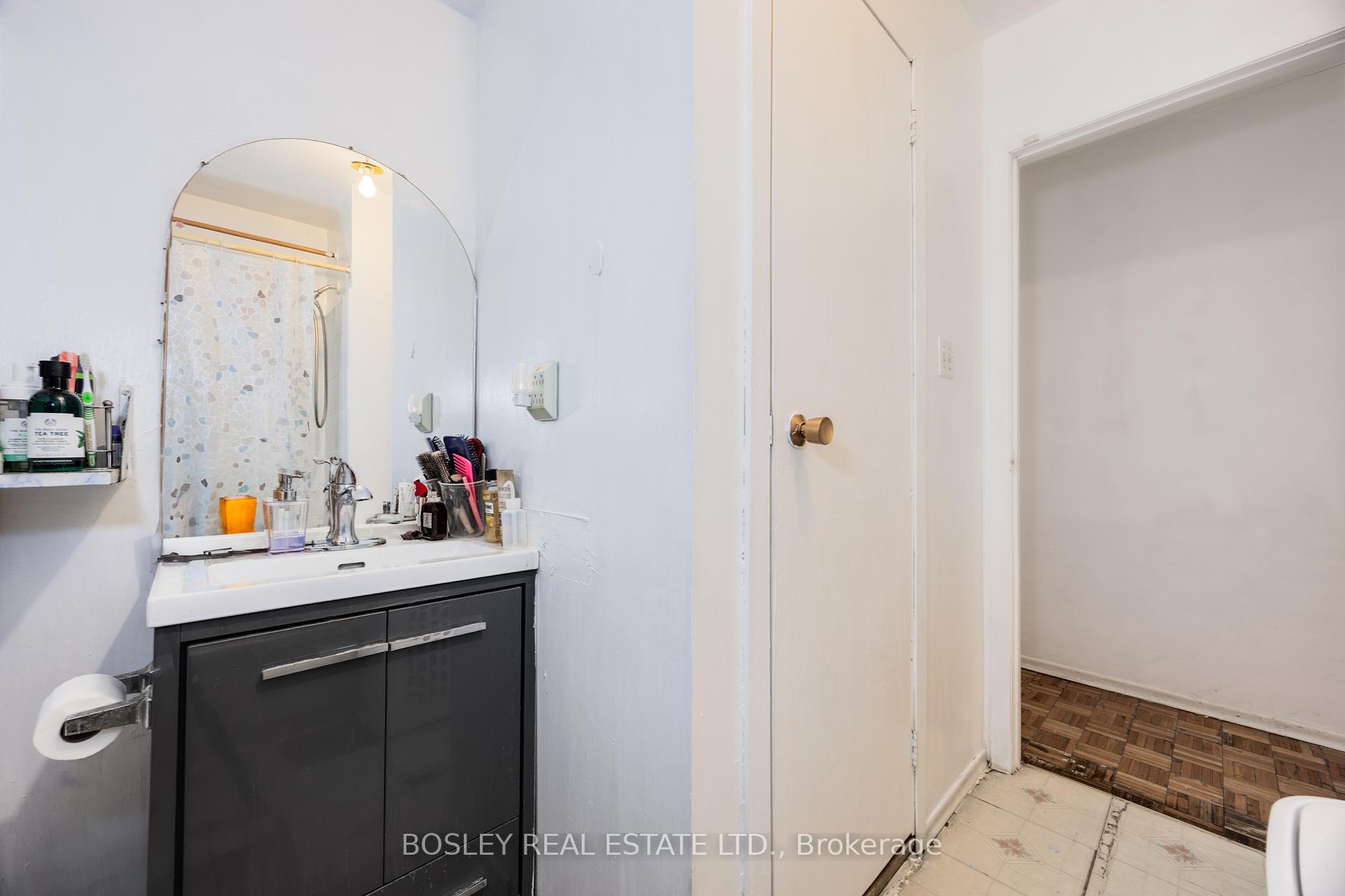 Photo 32 of 263 Leslie Street, Toronto, South Riverdale — HOMEH