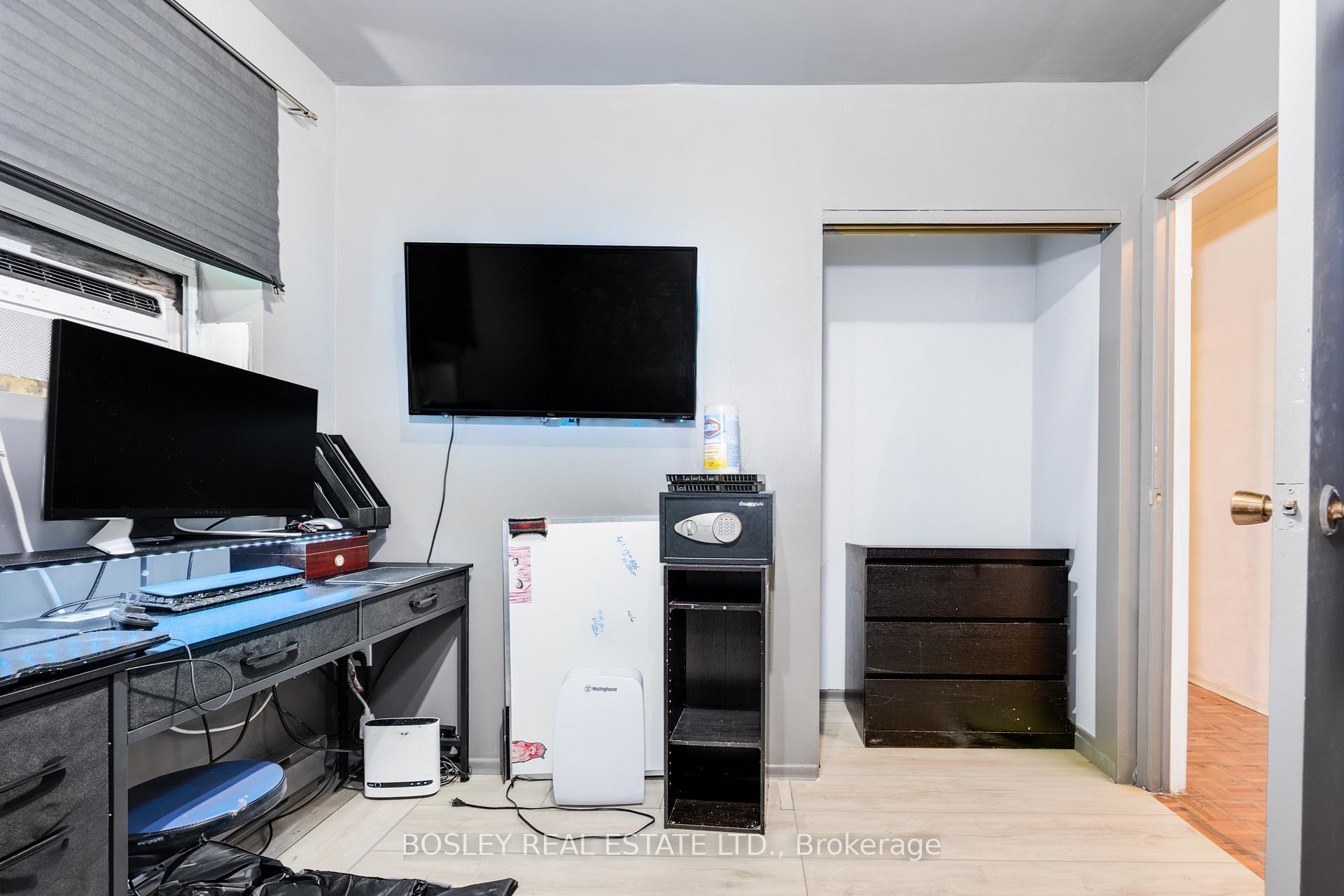 Photo 34 of 263 Leslie Street, Toronto, South Riverdale — HOMEH