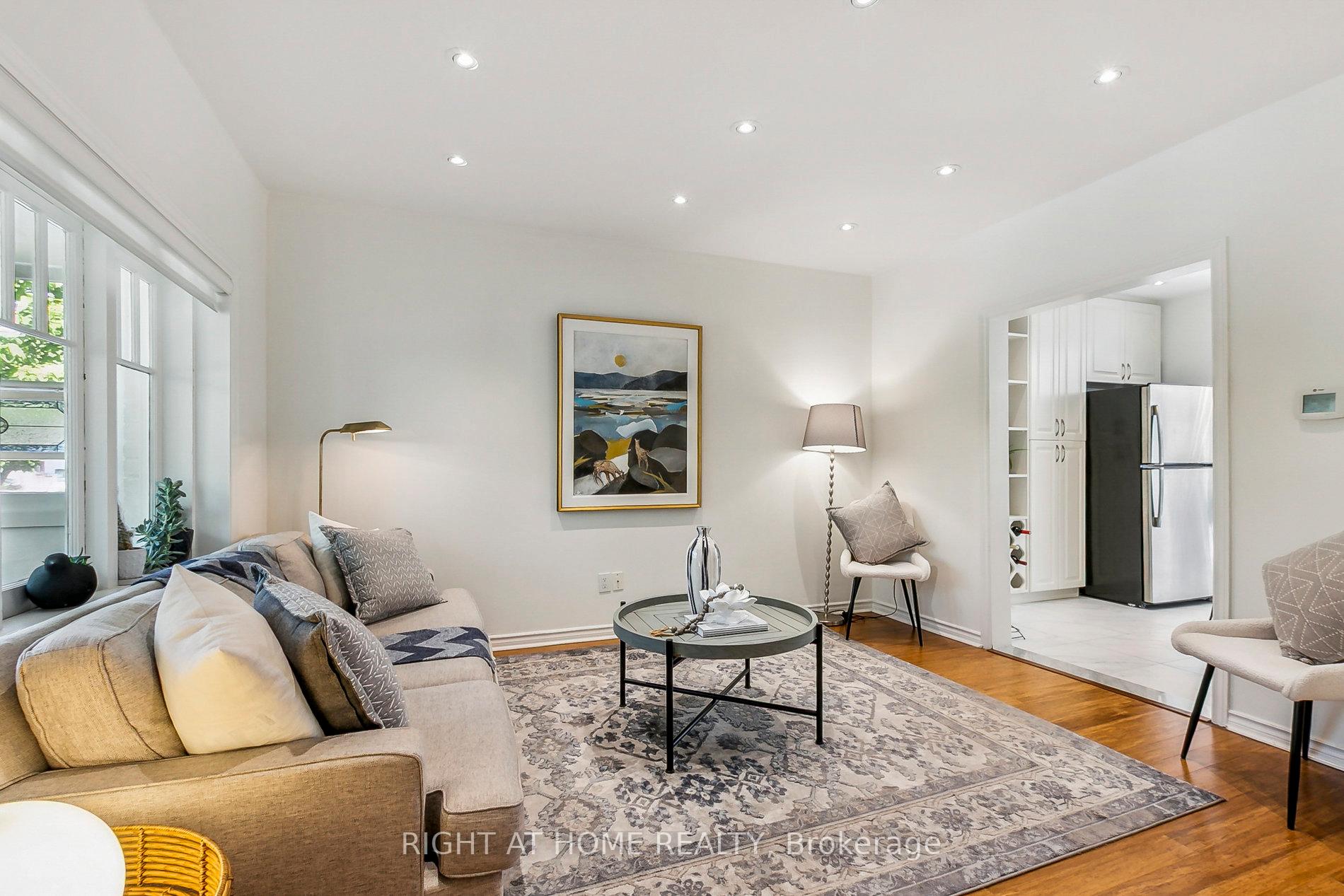 Photo 4 of 199 Winnett Avenue, Toronto, Humewood-Cedarvale — HOMEH