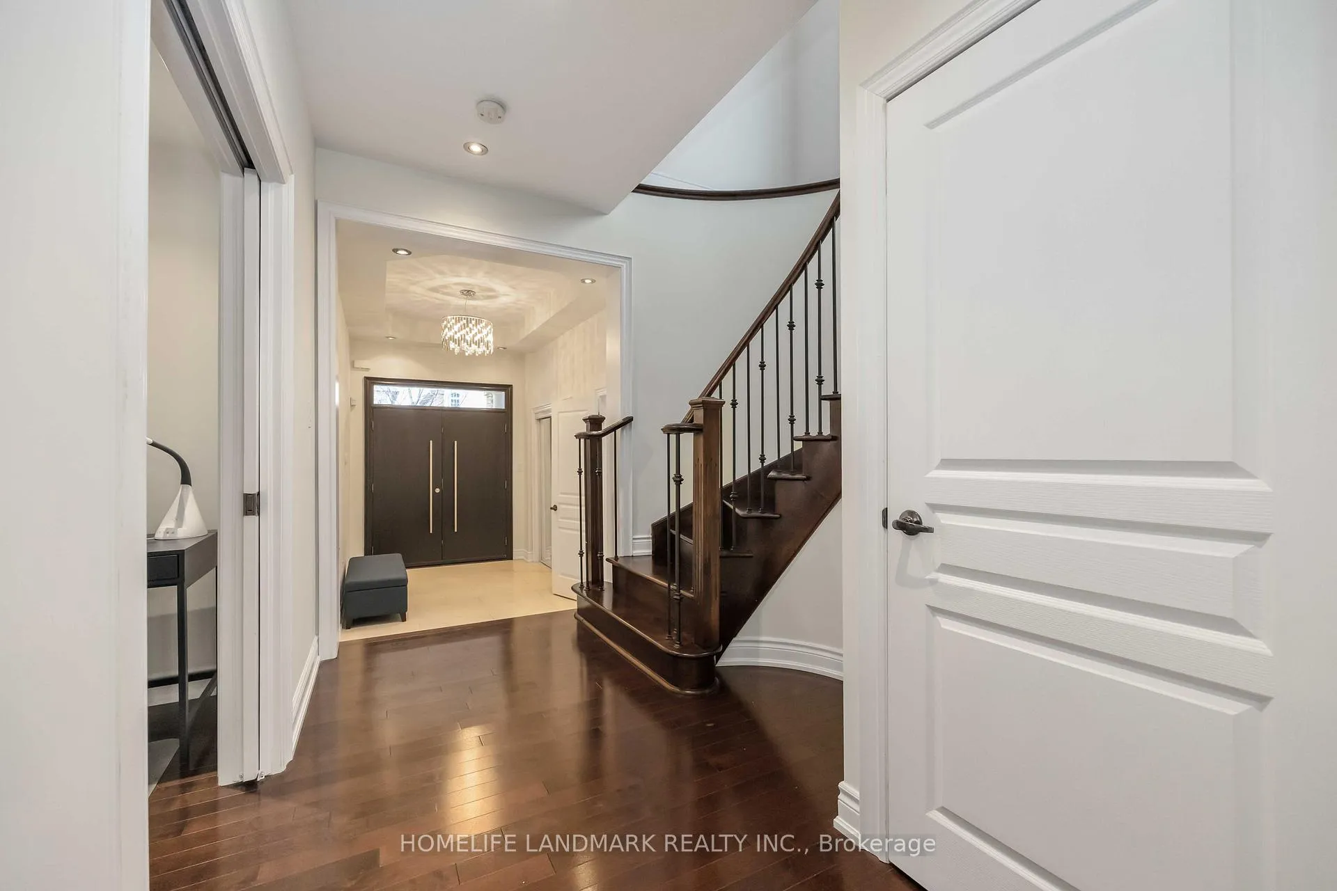 Photo 4 of 68 Lindbergh Drive, Vaughan, Vellore Village — HOMEH