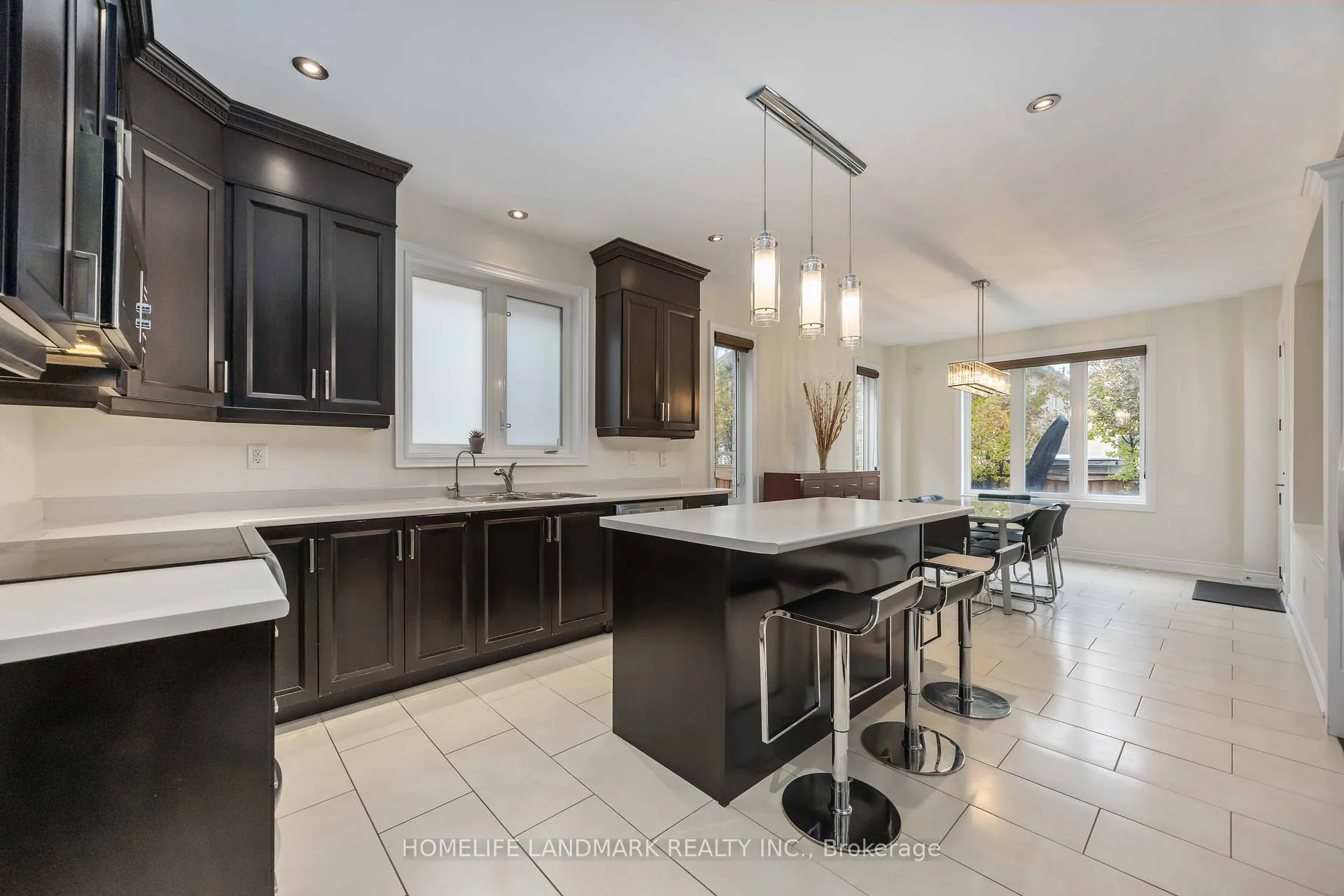 Photo 9 of 68 Lindbergh Drive, Vaughan, Vellore Village — HOMEH