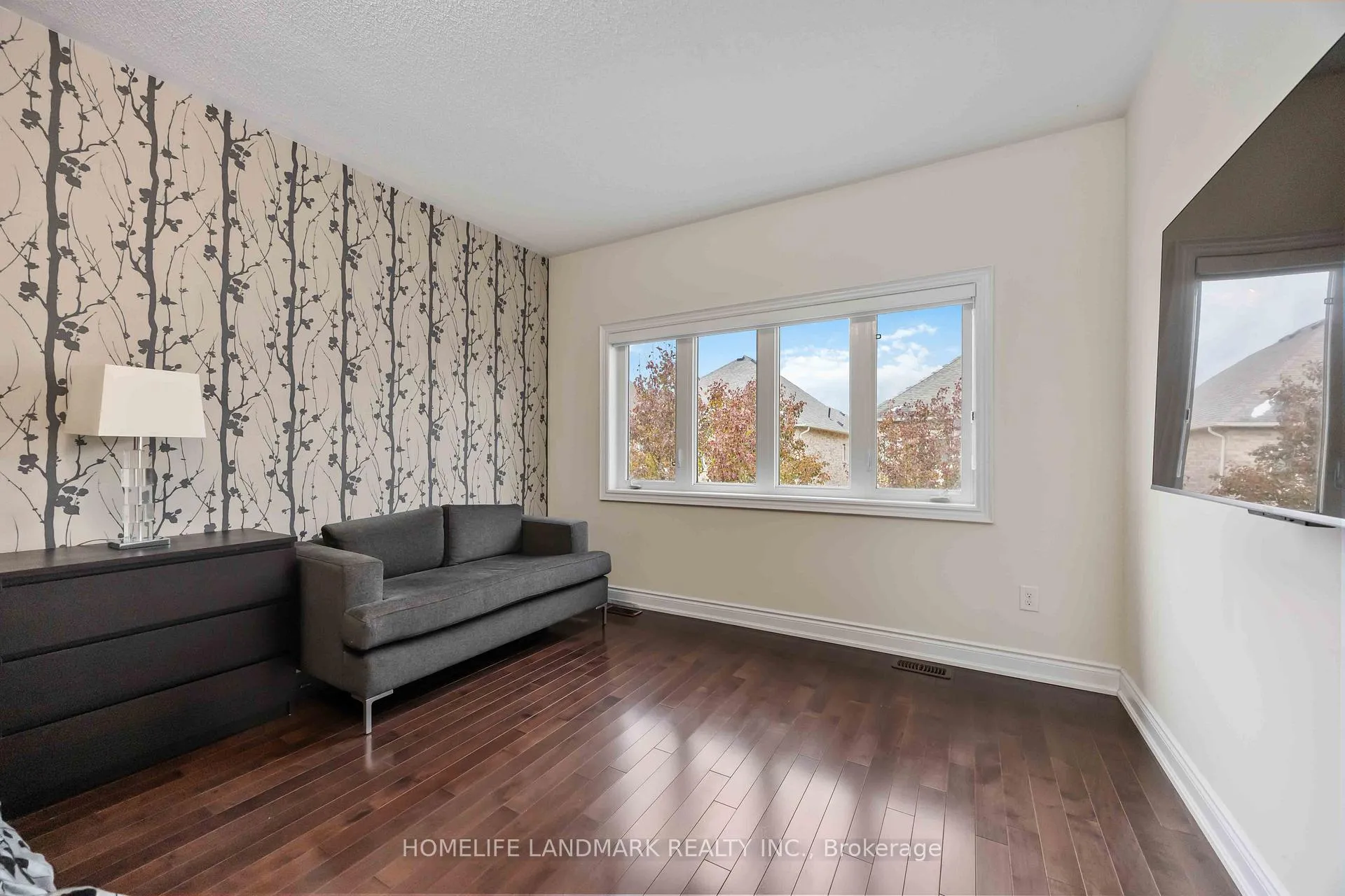Photo 19 of 68 Lindbergh Drive, Vaughan, Vellore Village — HOMEH