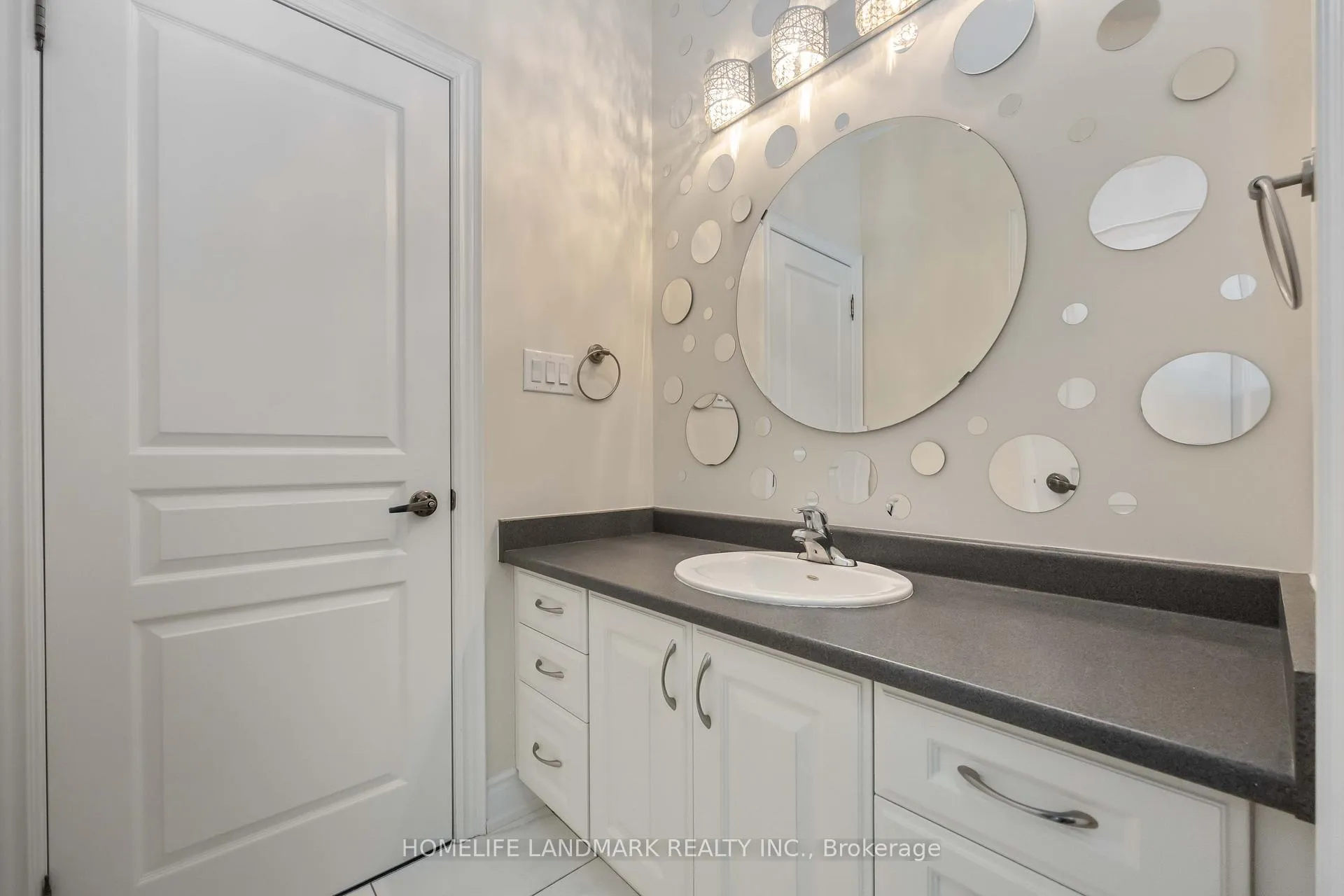Photo 26 of 68 Lindbergh Drive, Vaughan, Vellore Village — HOMEH