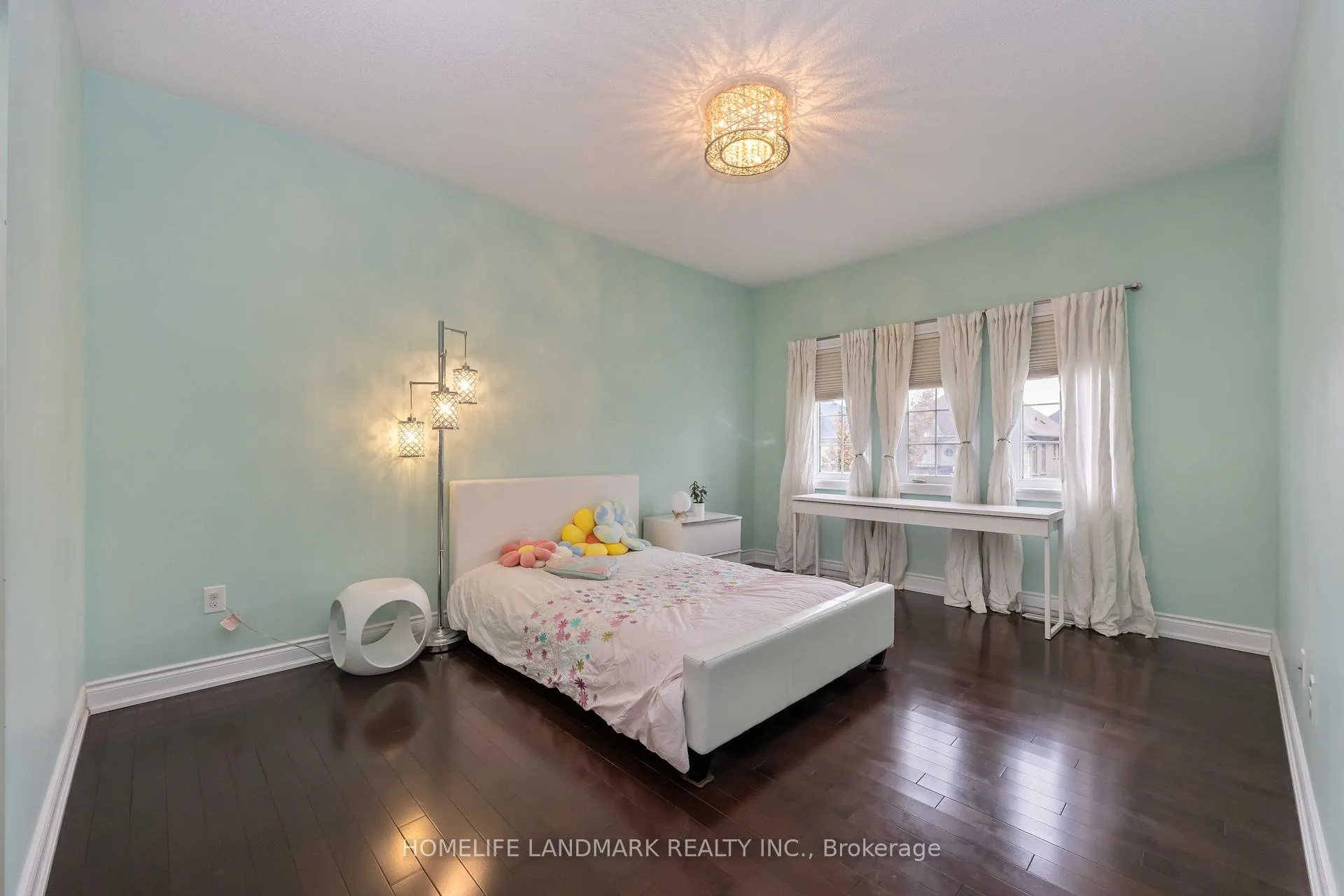 Photo 28 of 68 Lindbergh Drive, Vaughan, Vellore Village — HOMEH