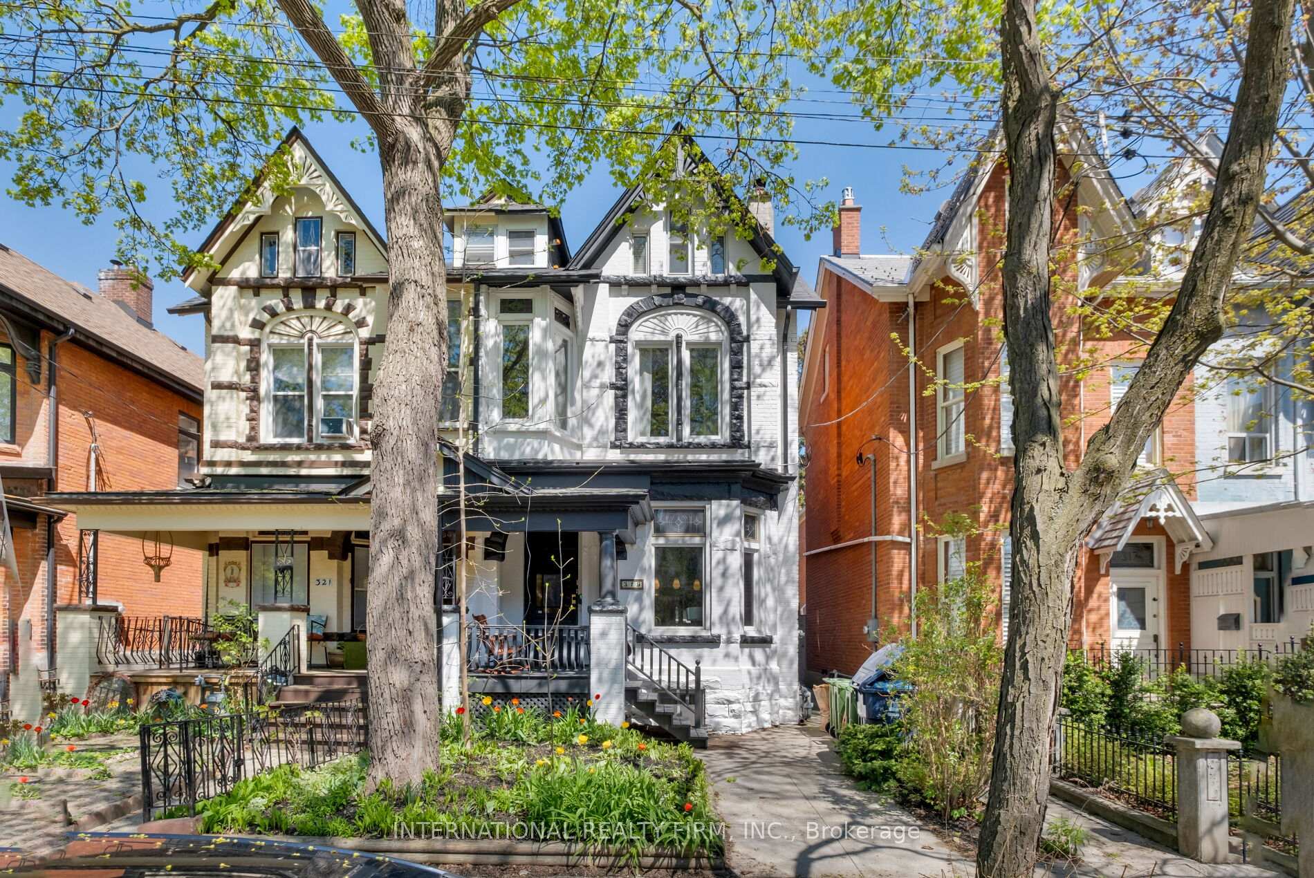 Front of 319 Markham Street