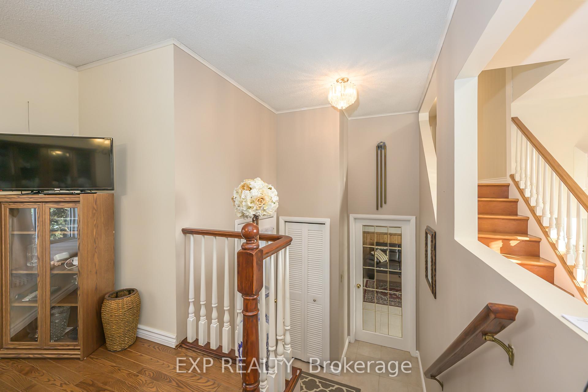 Photo 5 of 5054 Westchester Bourne, Thames Centre, Rural Thames Centre — HOMEH