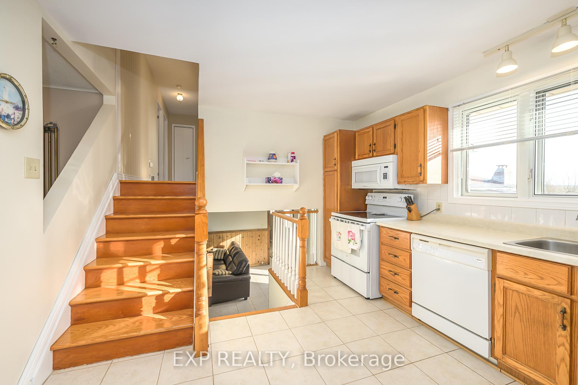 Photo 6 of 5054 Westchester Bourne, Thames Centre, Rural Thames Centre — HOMEH