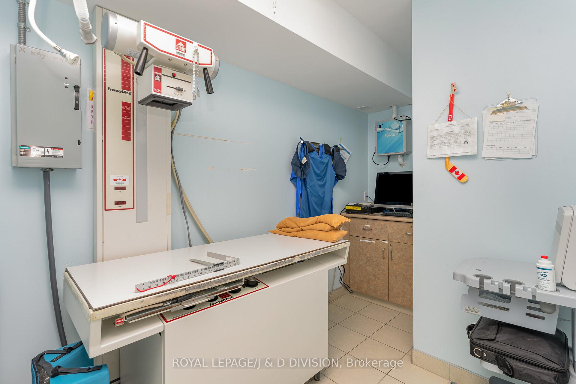 Photo 34 of 29 Chaplin Crescent, Toronto, Yonge-Eglinton — HOMEH