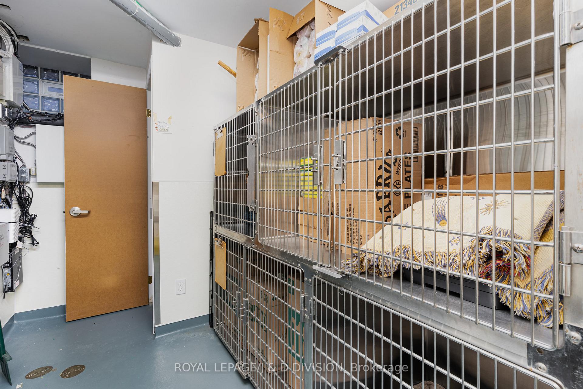 Photo 43 of 29 Chaplin Crescent, Toronto, Yonge-Eglinton — HOMEH