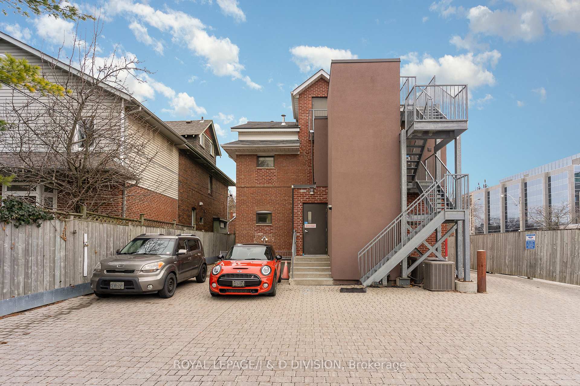 Photo 44 of 29 Chaplin Crescent, Toronto, Yonge-Eglinton — HOMEH