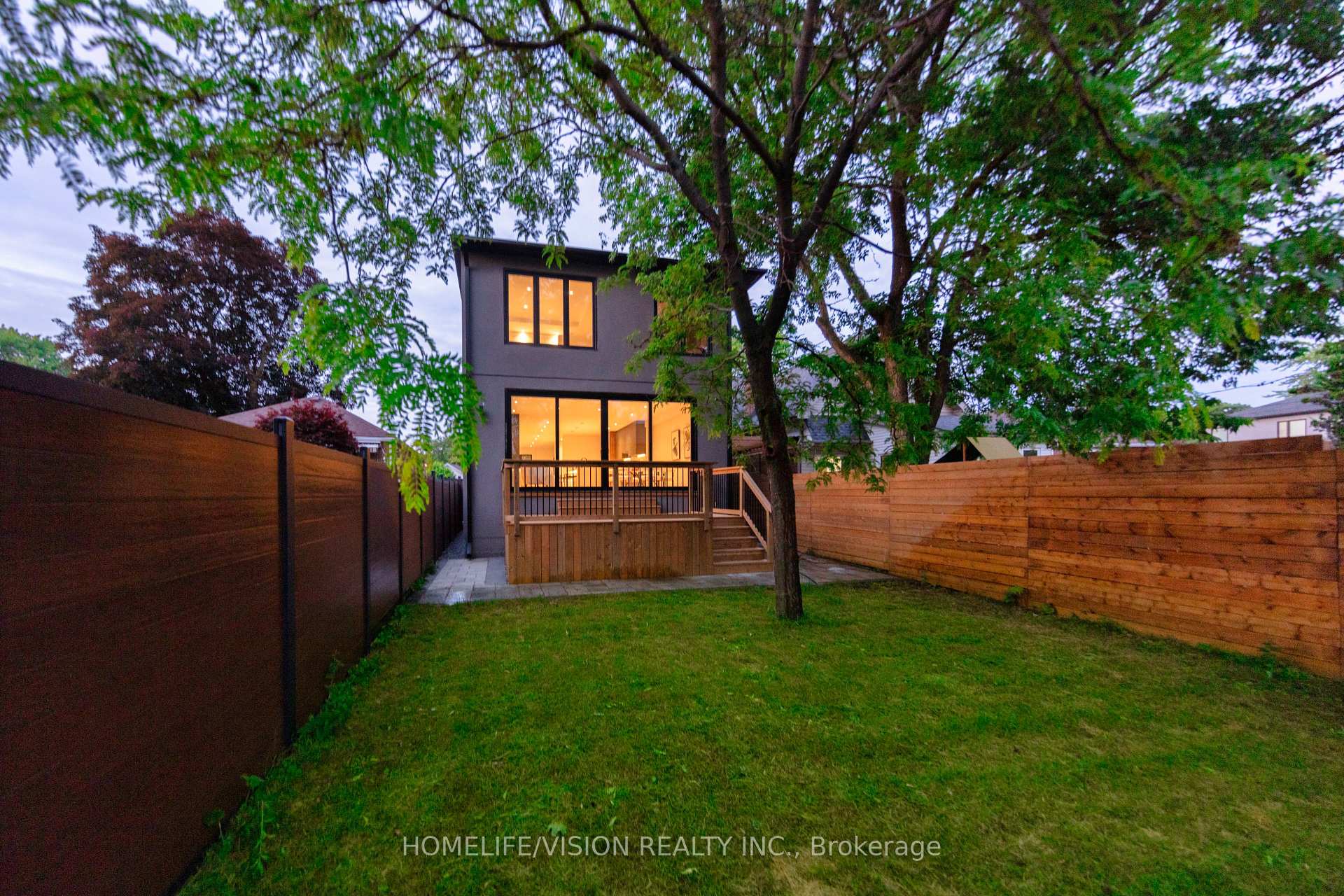 Photo 8 of 44 Doris Drive, Toronto, O'Connor-Parkview — HOMEH