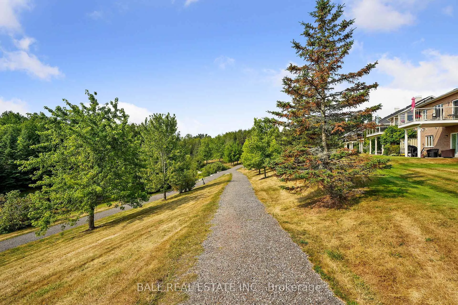 Photo 4 of Unit 87, 89 Village Crescent S, Peterborough, Otonabee Ward 1 — HOMEH