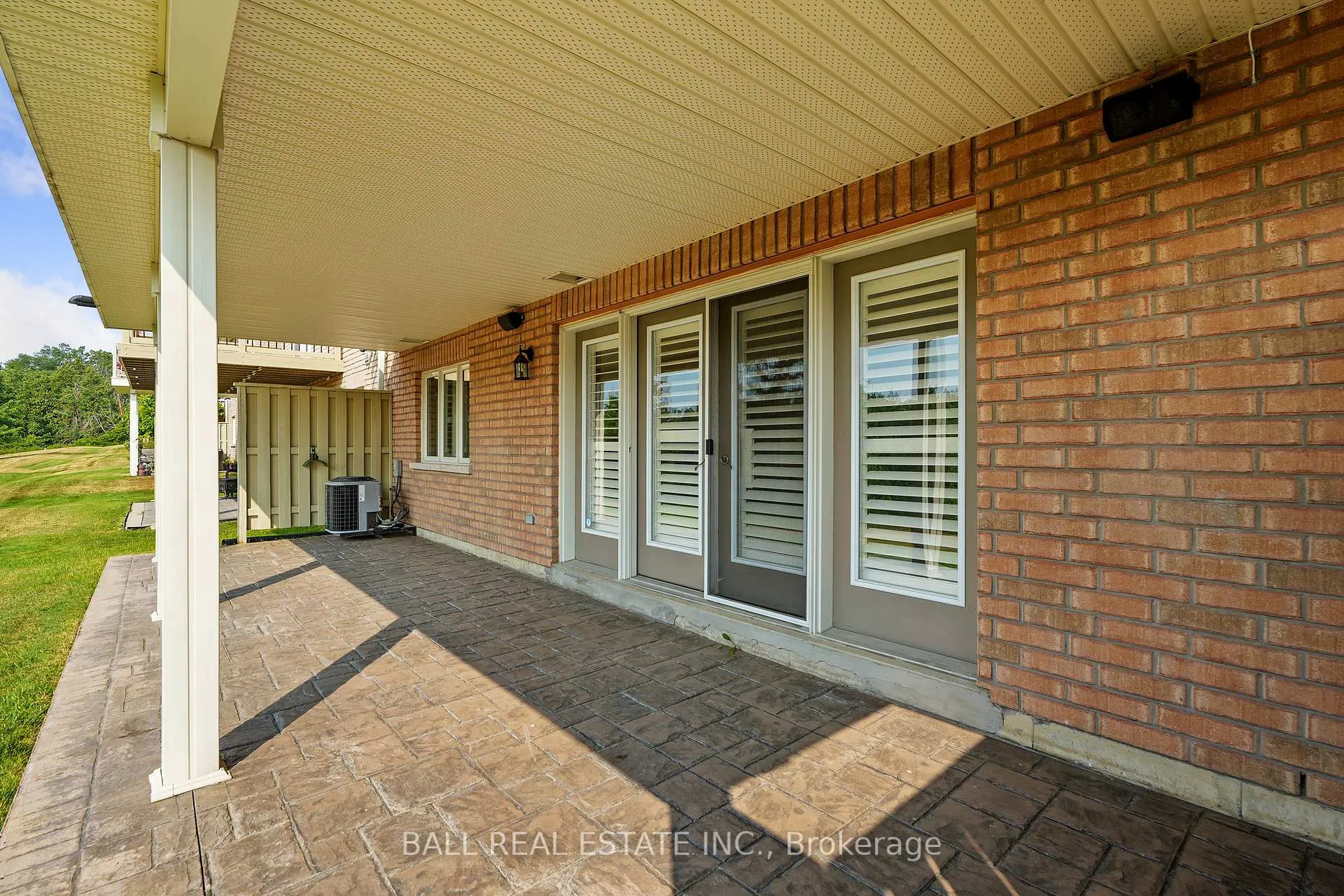 Photo 5 of Unit 87, 89 Village Crescent S, Peterborough, Otonabee Ward 1 — HOMEH
