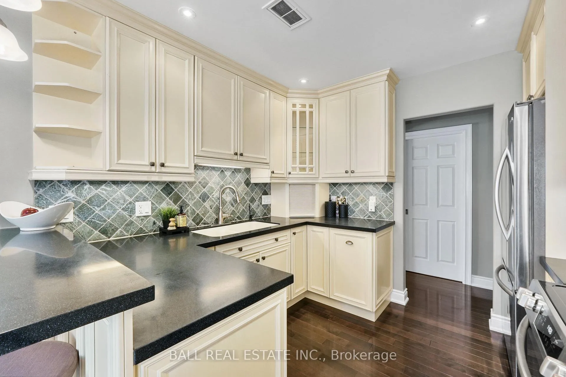 Photo 19 of Unit 87, 89 Village Crescent S, Peterborough, Otonabee Ward 1 — HOMEH