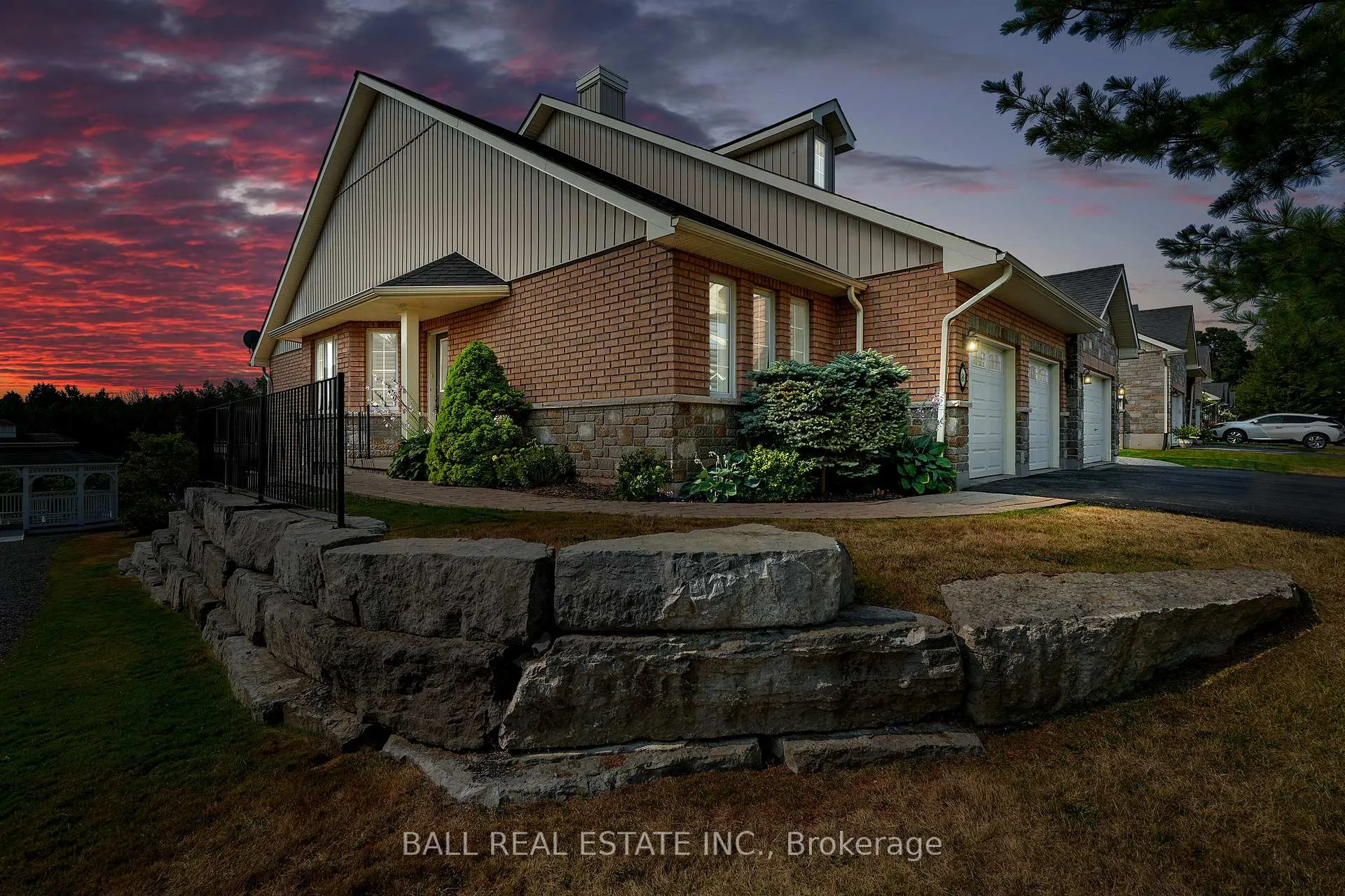 Photo 40 of Unit 87, 89 Village Crescent S, Peterborough, Otonabee Ward 1 — HOMEH