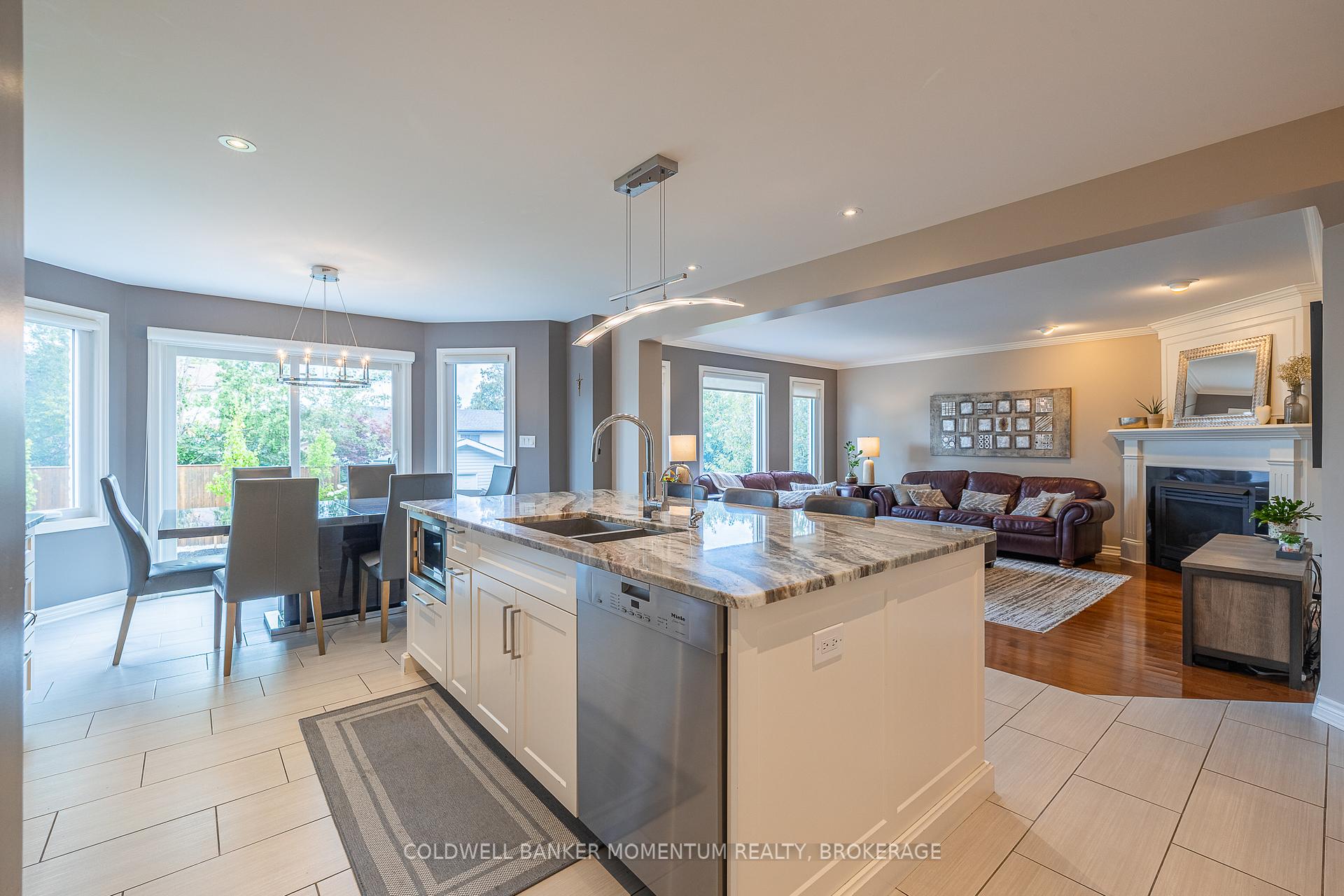 Photo 11 of 13 Willow Court, Thorold, Confederation Heights — HOMEH