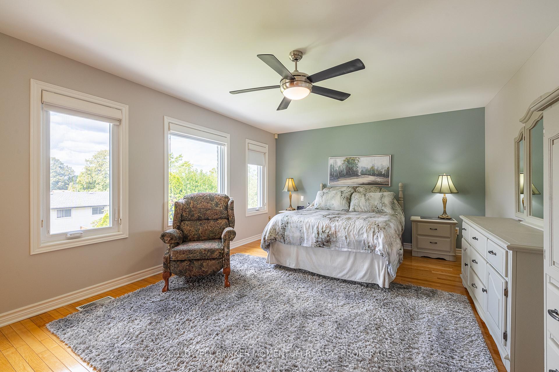 Photo 24 of 13 Willow Court, Thorold, Confederation Heights — HOMEH