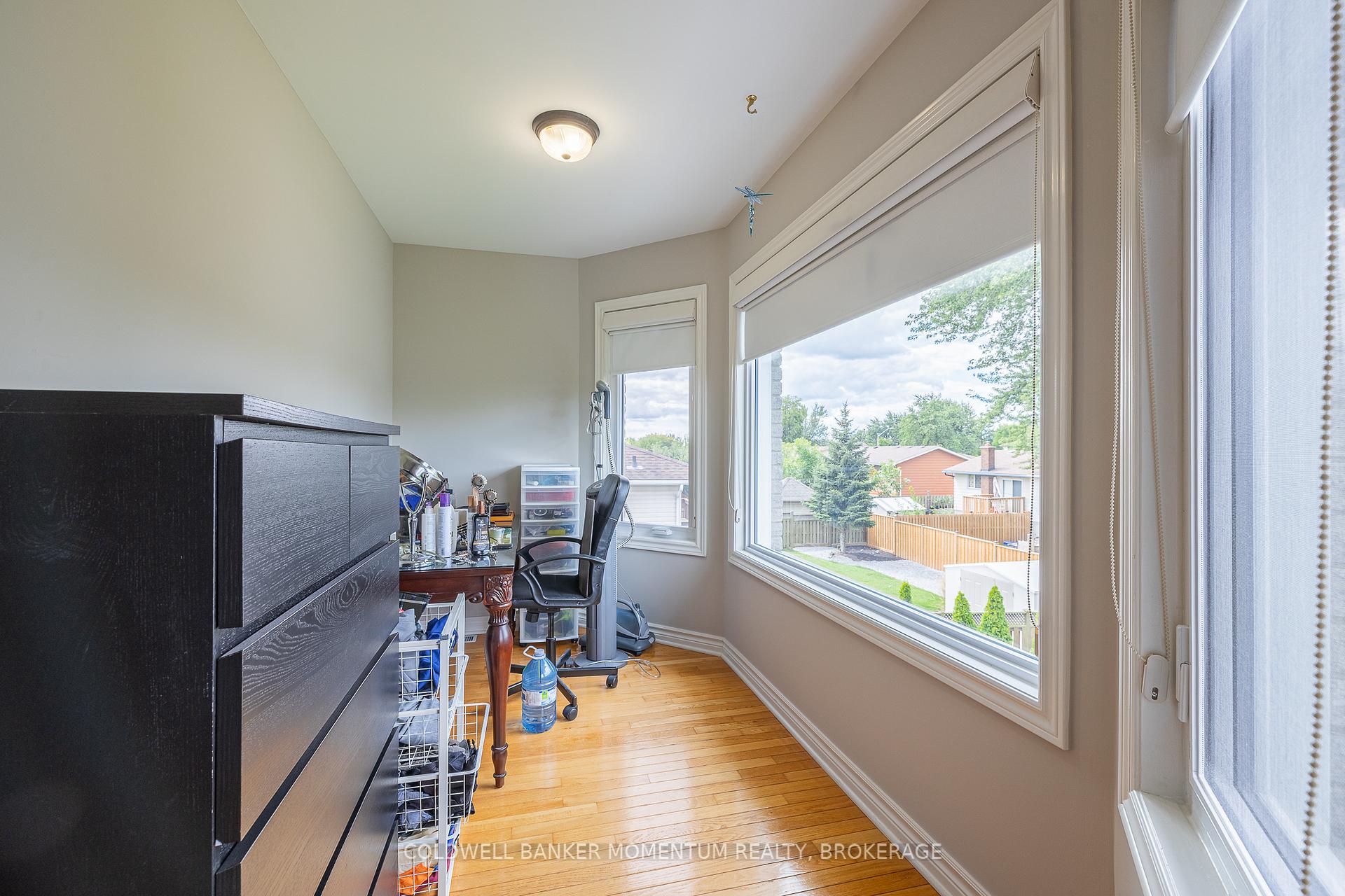 Photo 25 of 13 Willow Court, Thorold, Confederation Heights — HOMEH