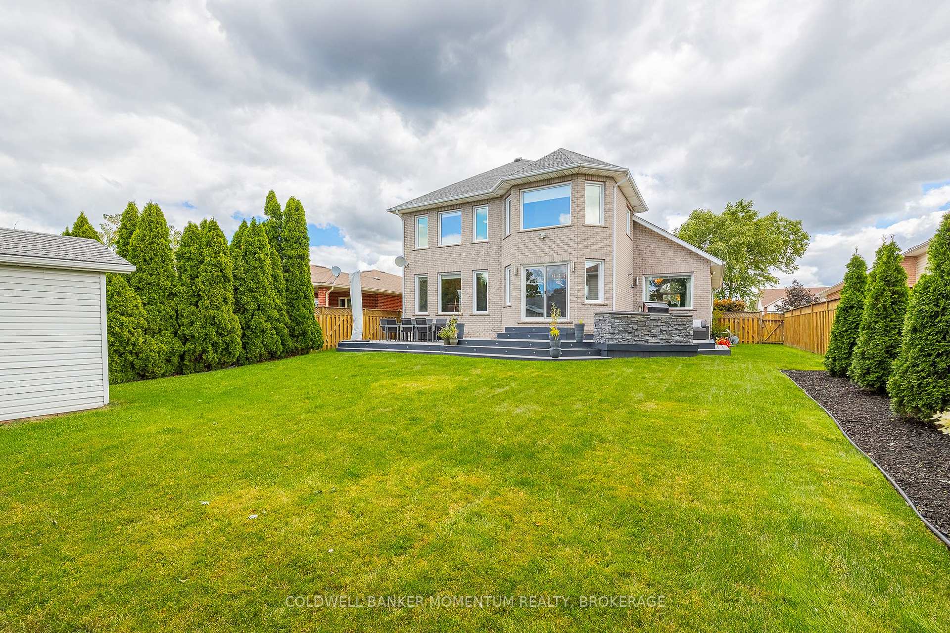 Photo 43 of 13 Willow Court, Thorold, Confederation Heights — HOMEH