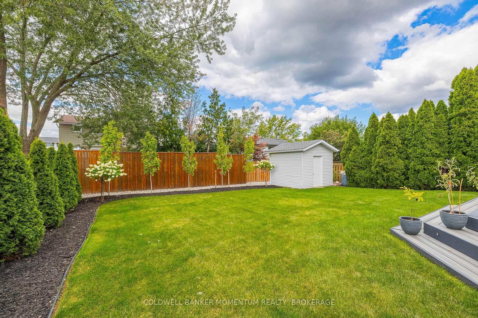 Photo 44 of 13 Willow Court, Thorold, Confederation Heights — HOMEH