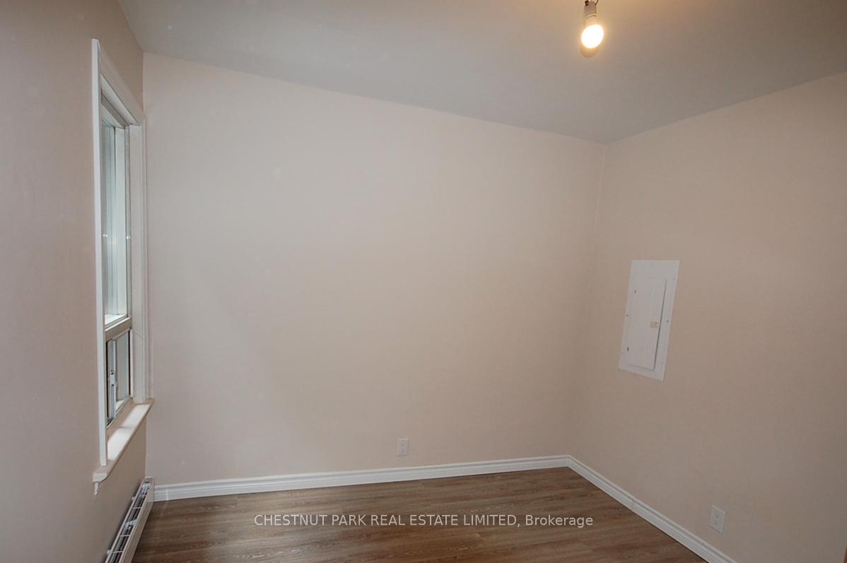Photo 6 of Unit Unit 2, 113 Mcgill Street, Toronto, Church-Yonge Corridor — HOMEH