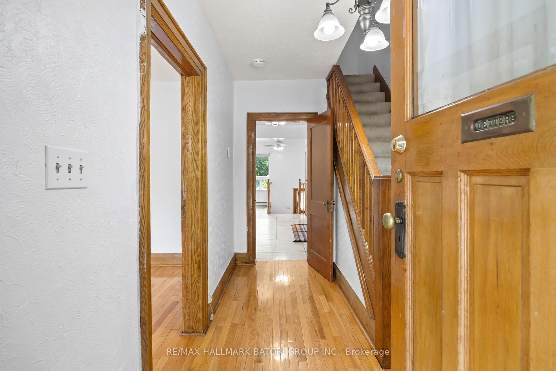 Photo 2 of 78 Edith Drive, Toronto, Yonge-Eglinton — HOMEH