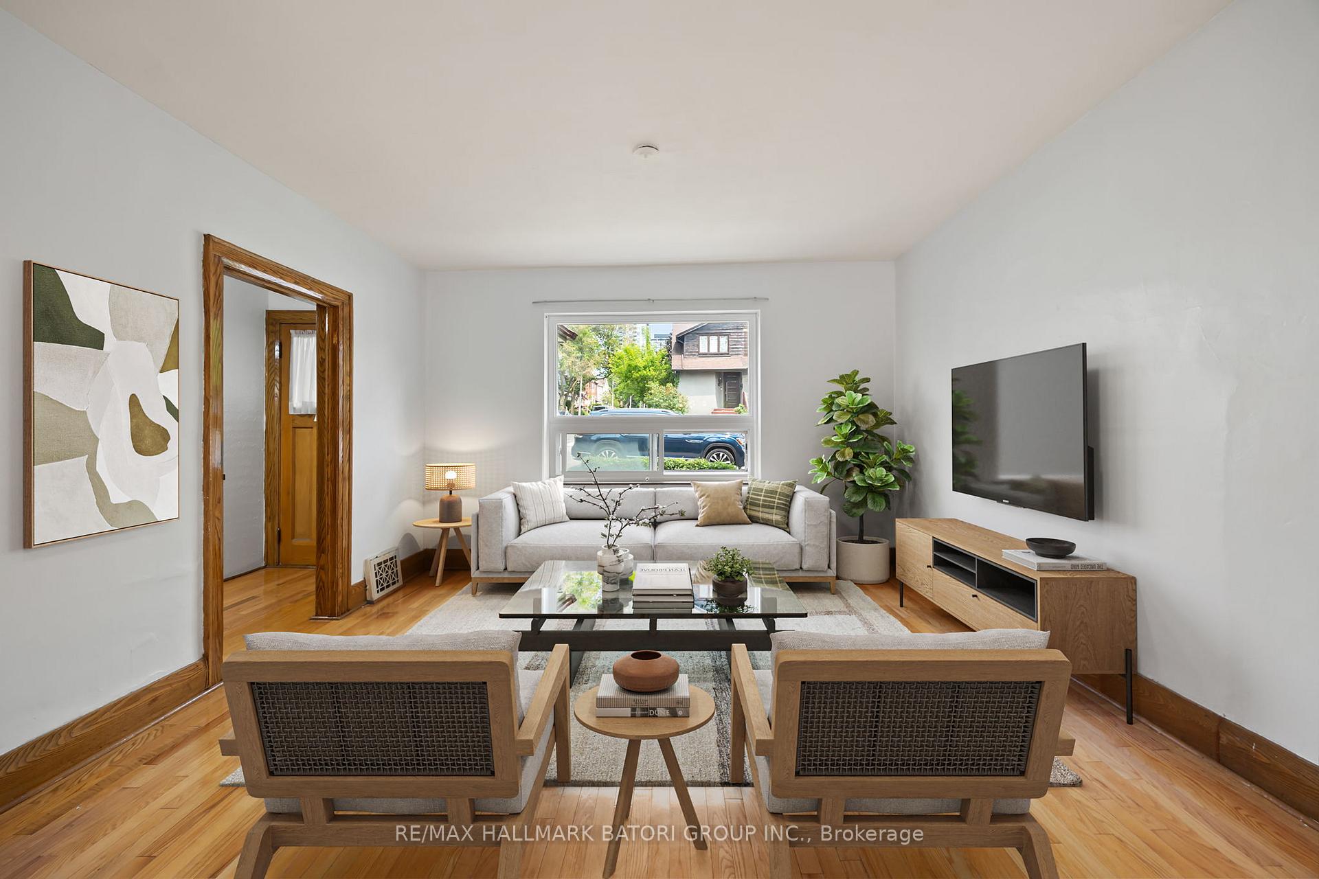 Photo 3 of 78 Edith Drive, Toronto, Yonge-Eglinton — HOMEH