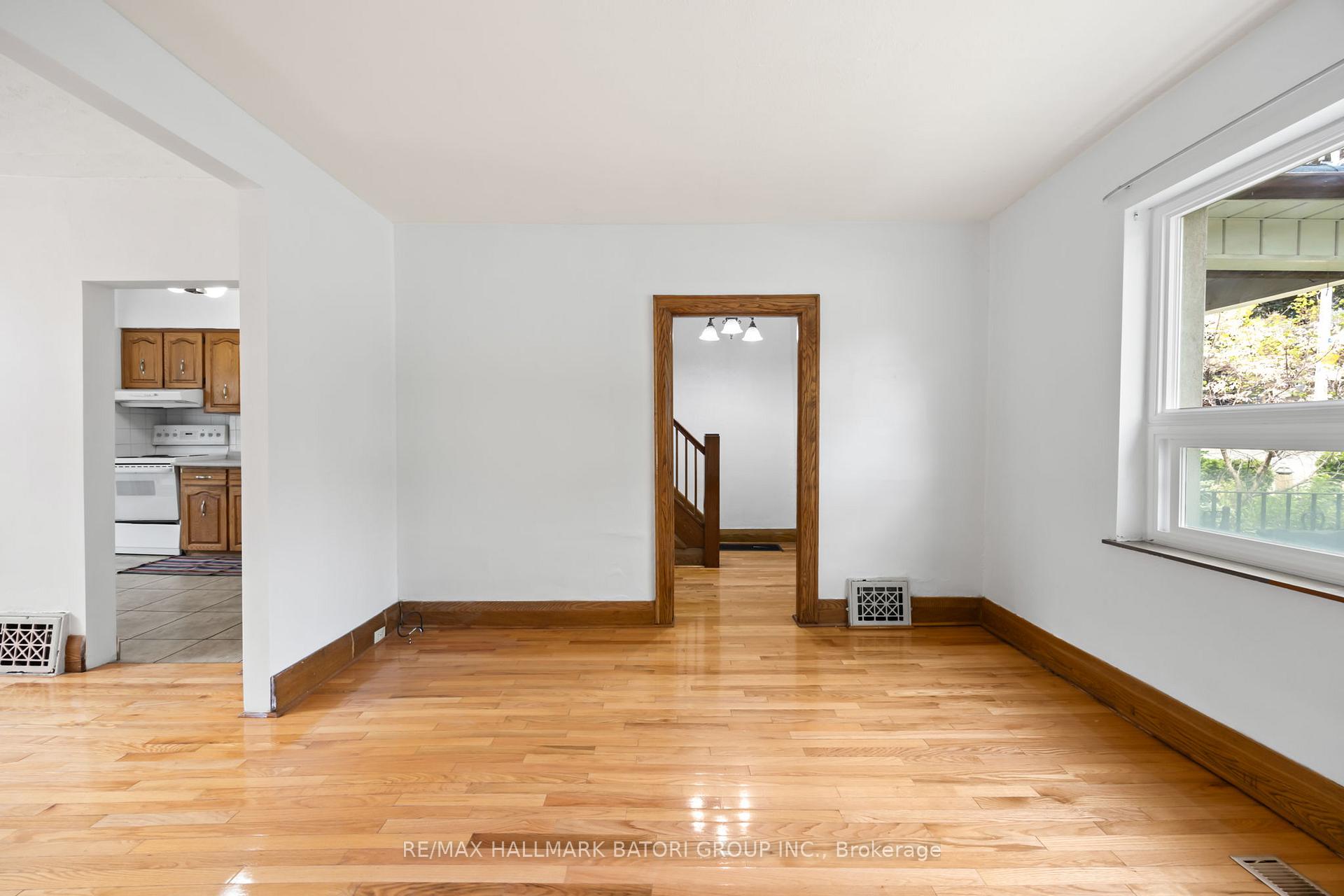 Photo 7 of 78 Edith Drive, Toronto, Yonge-Eglinton — HOMEH